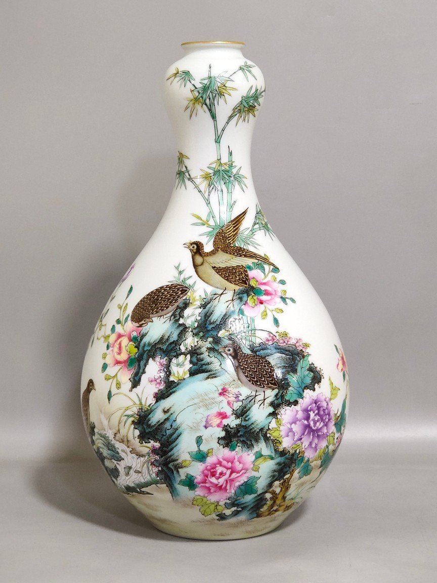 Qing Dynasty Yongzheng A garlic vase with poems
