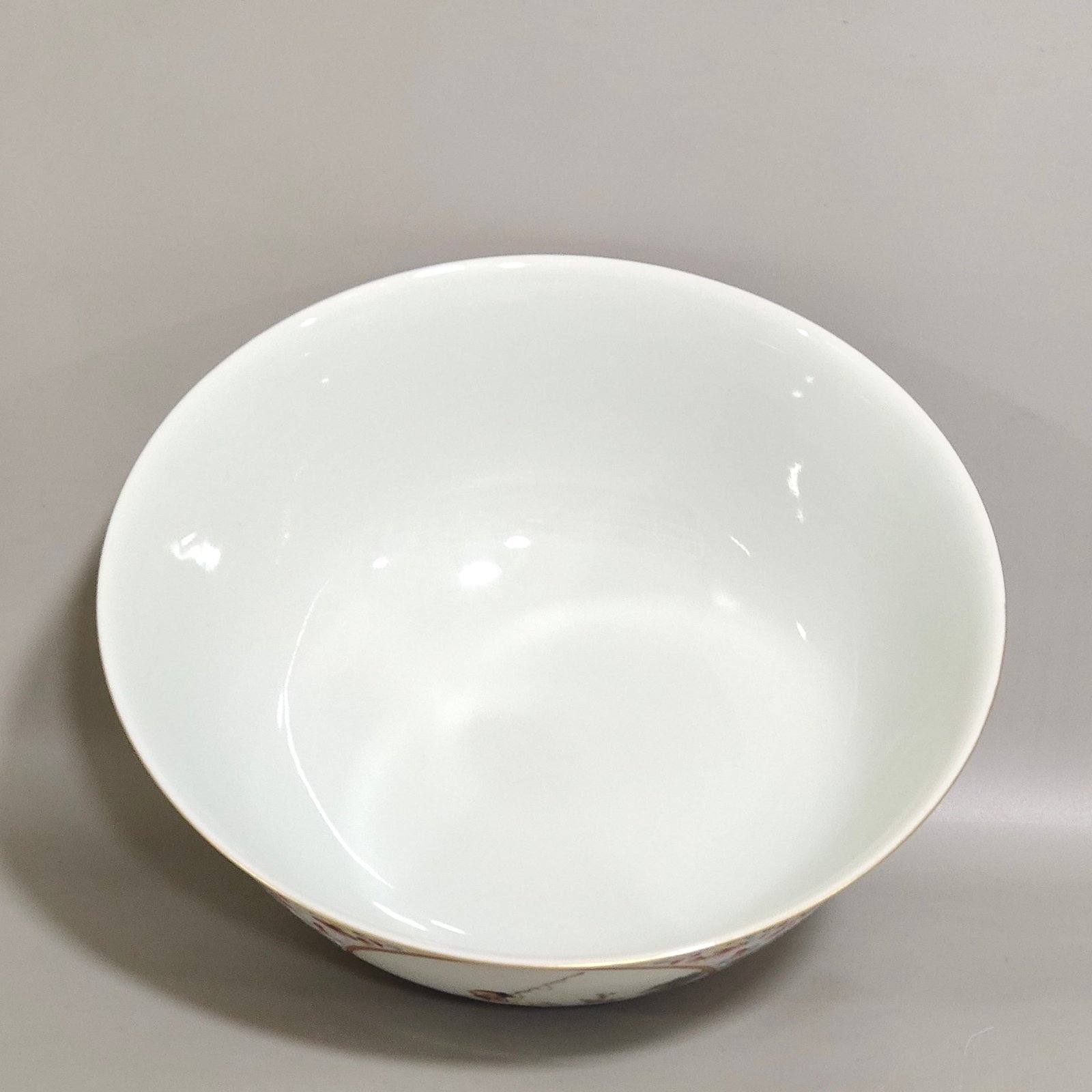 Qing Dynasty Yongzheng Window Poetic Bowl with Characters and Stories
