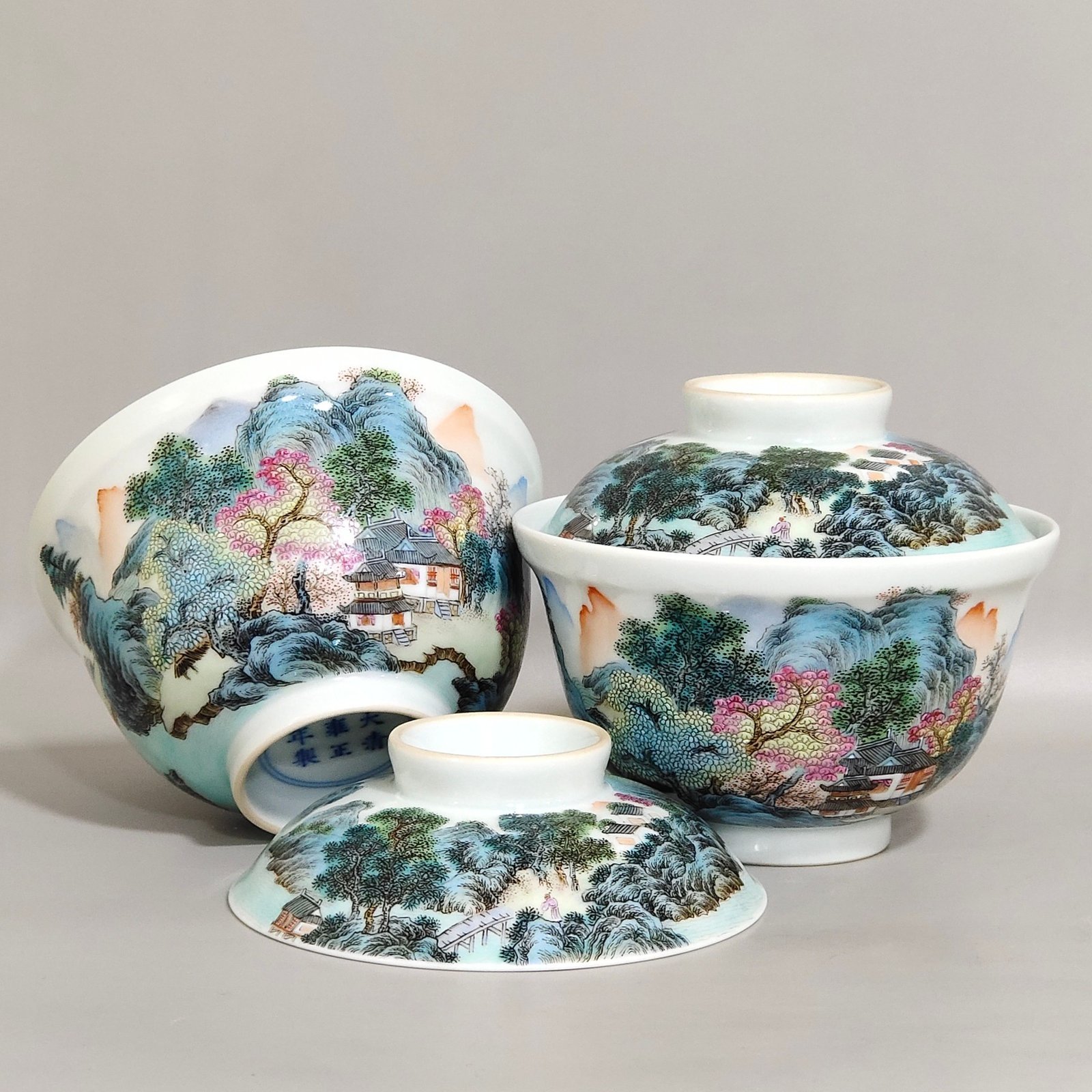 Qing Dynasty Yongzheng landscape bowl