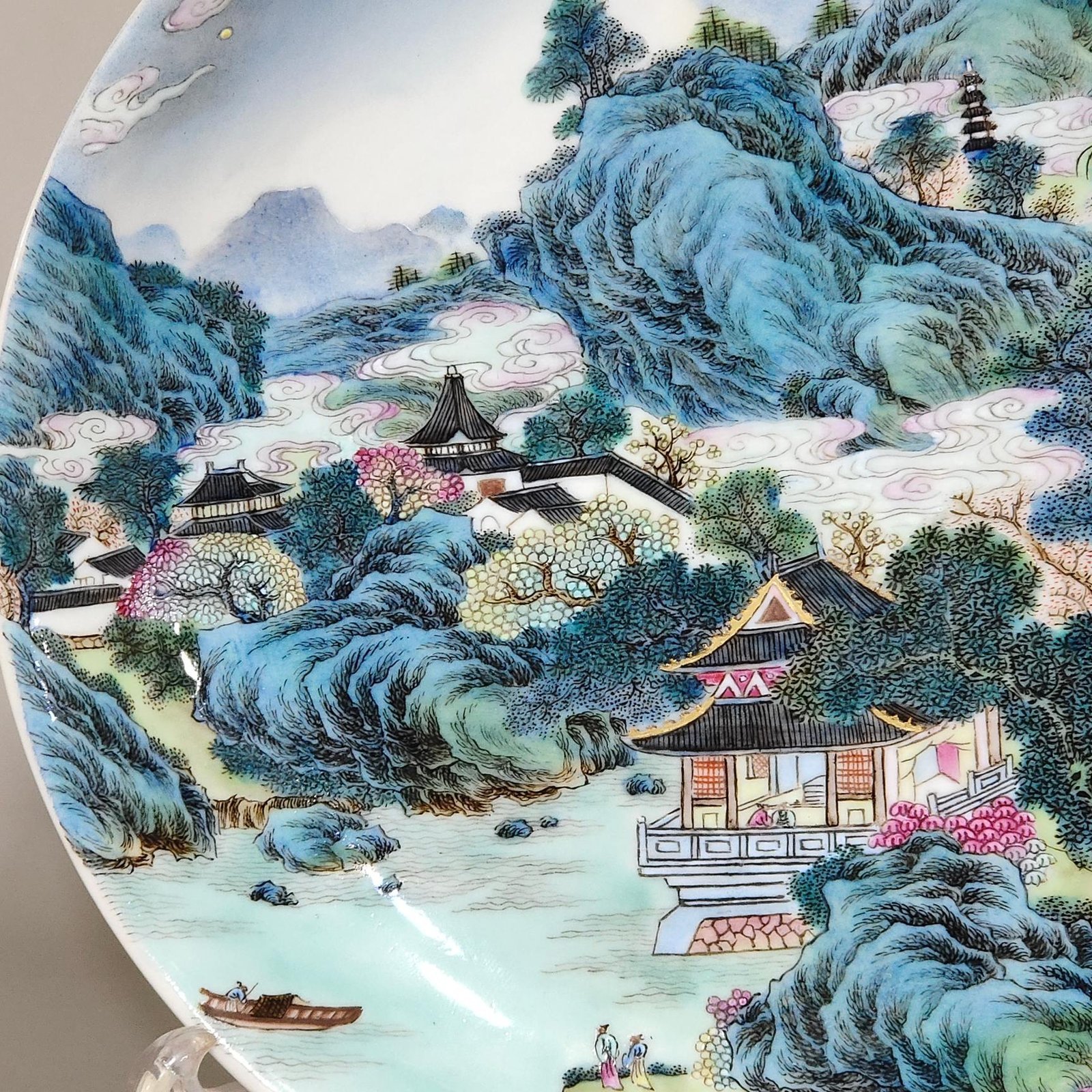 Qing Dynasty Yongzheng landscape panorama plate