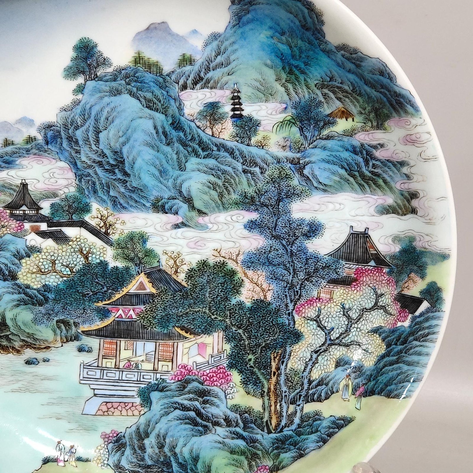 Qing Dynasty Yongzheng landscape panorama plate