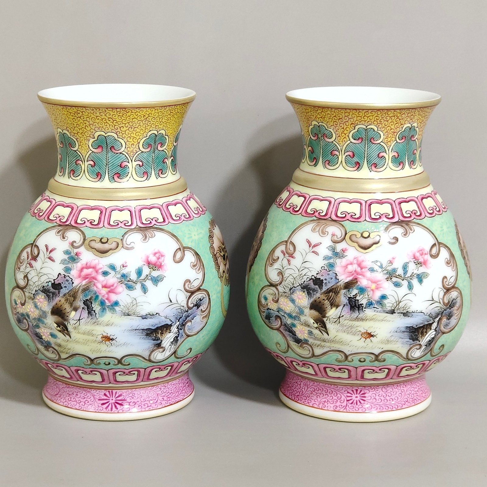 Qing Dynasty Yongzheng enamel window flower and bird vase