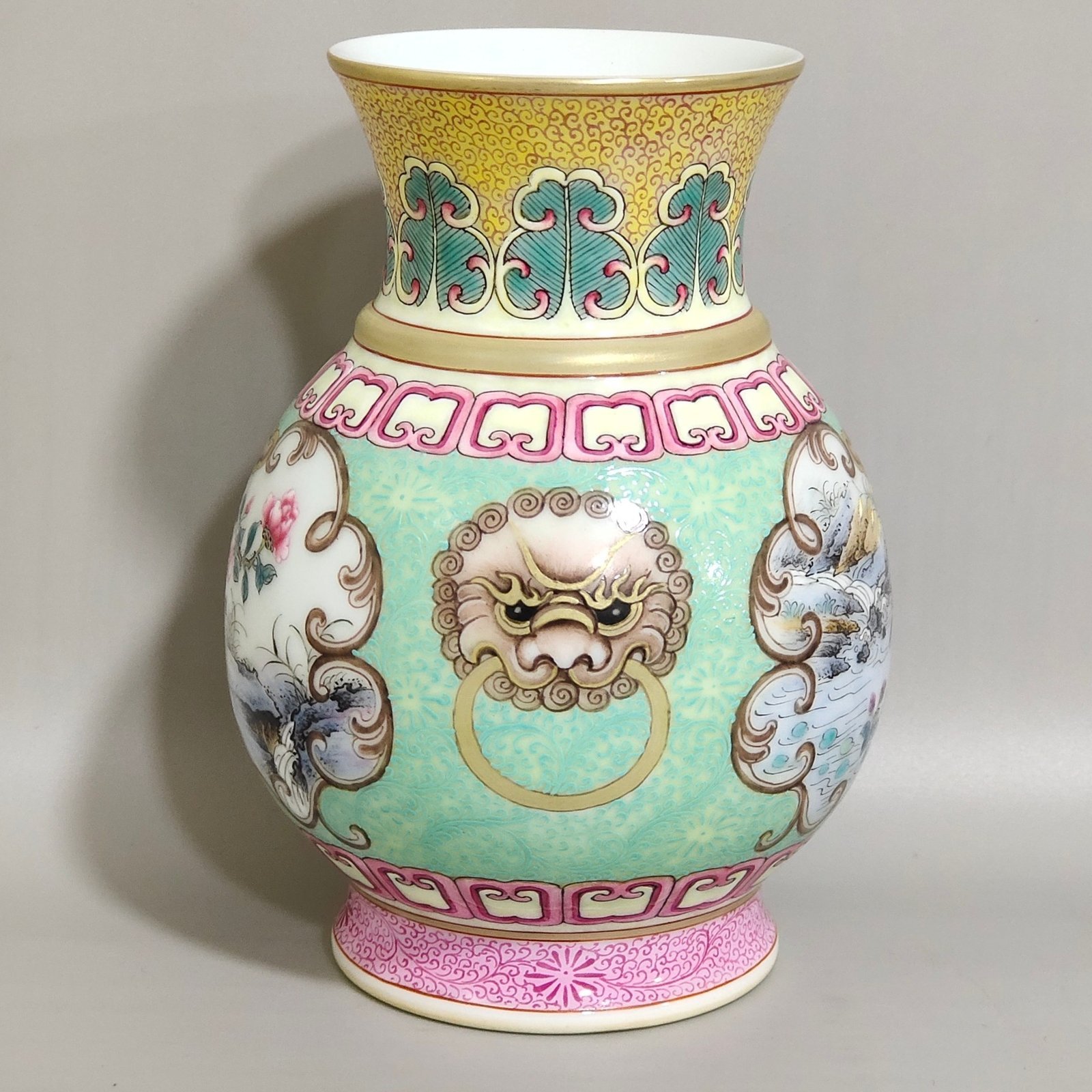 Qing Dynasty Yongzheng enamel window flower and bird vase