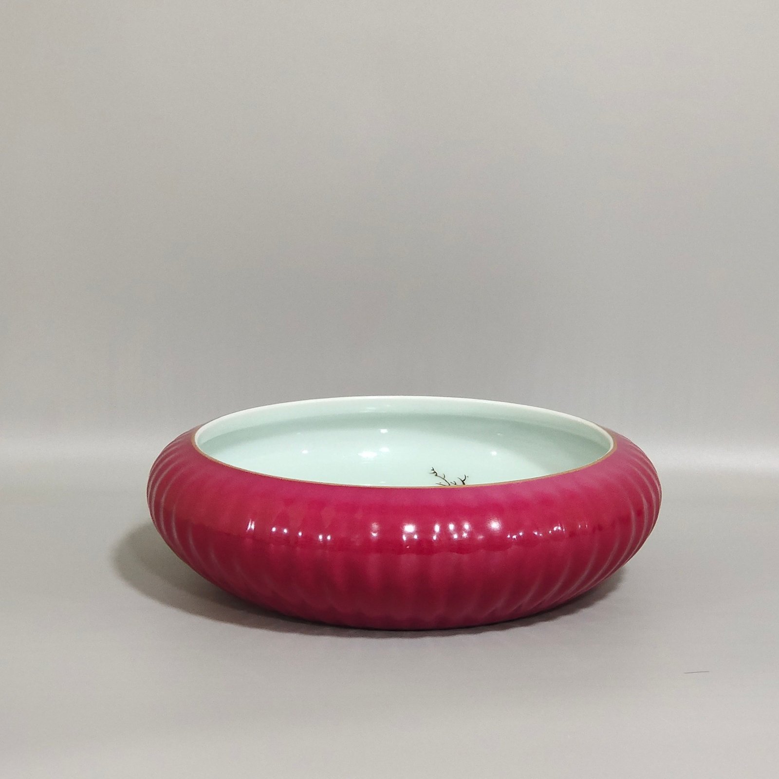 Qing Dynasty Yongzheng Carmine red lychee and melon ribs
