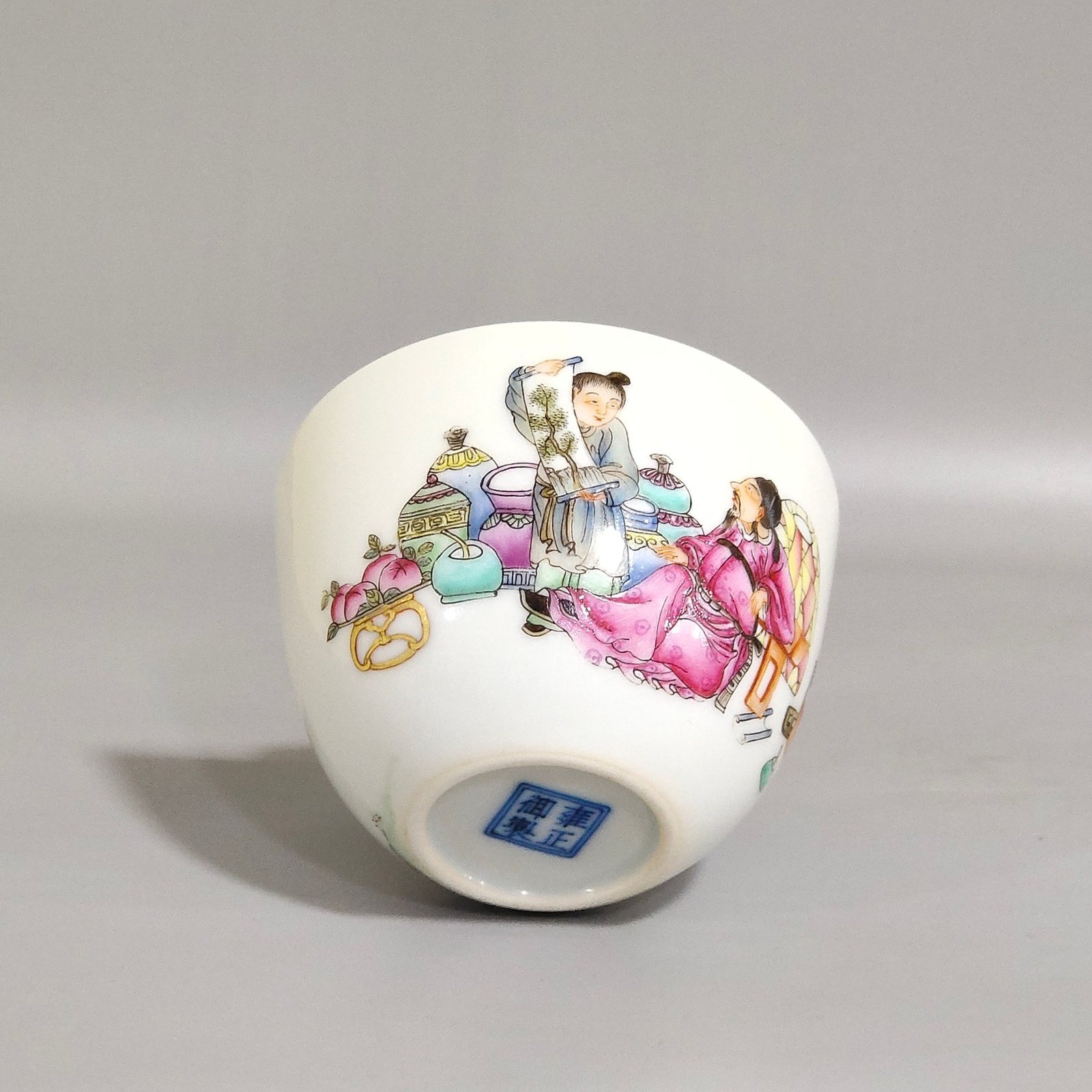 Qing Dynasty Yongzheng imperial imperial cup