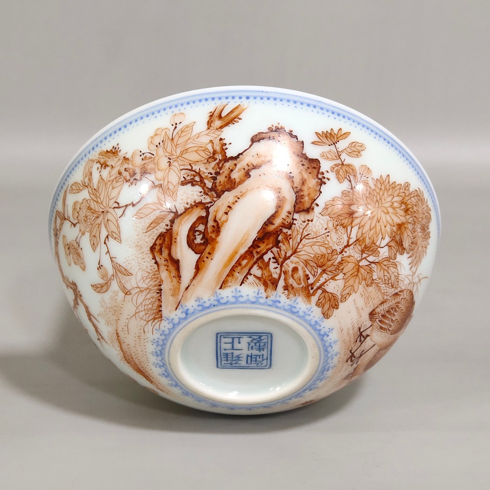 Qing Dynasty Yongzheng imperial ink color tea round with poems and poems