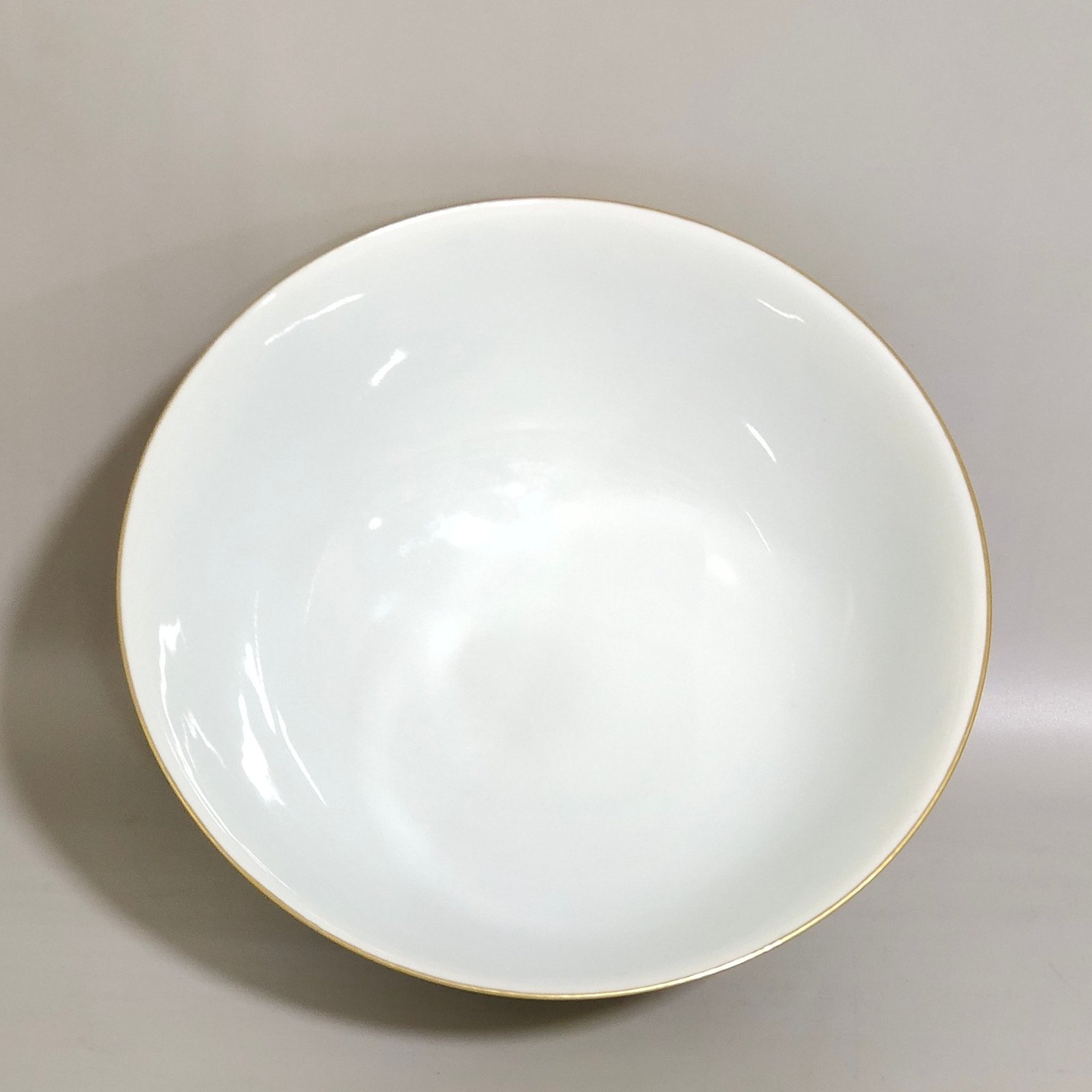 Qing Dynasty Yongzheng A lemon yellow glazed peony bowl made