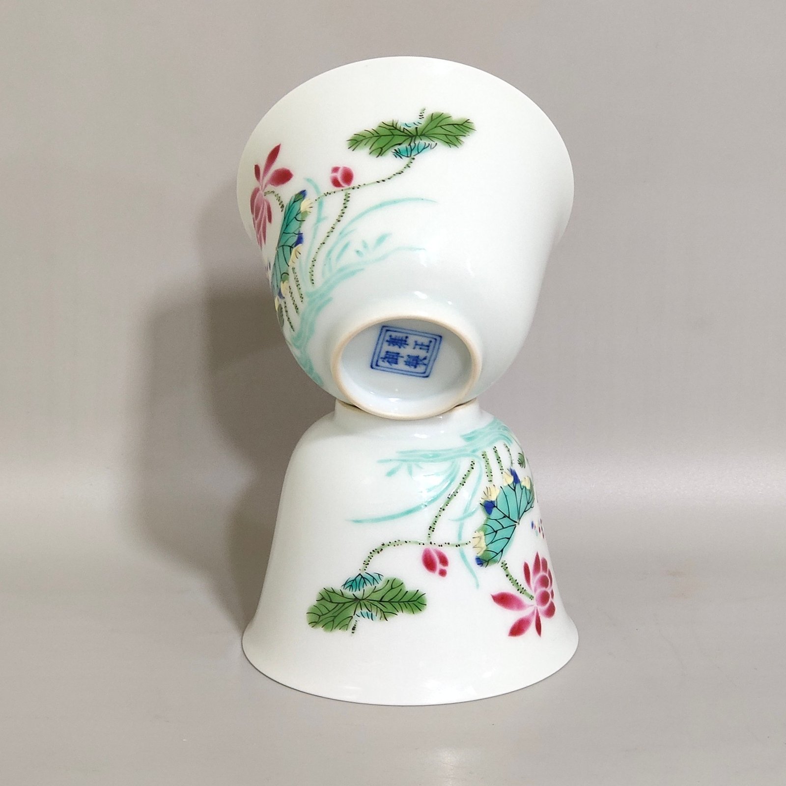 Qing Dynasty Yongzheng Boneless colorful lotus cup