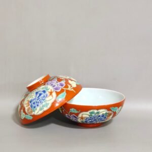 Qing Dynasty Yongzheng Coral red flower tea round