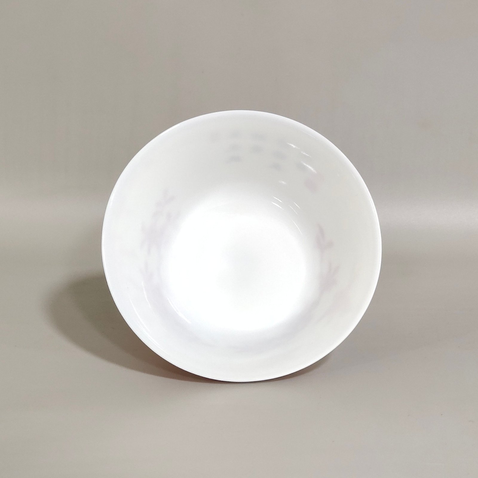 Qing Dynasty Yongzheng A rouge-red green-edged apricot-lined spring swallow-inscribed thin cup