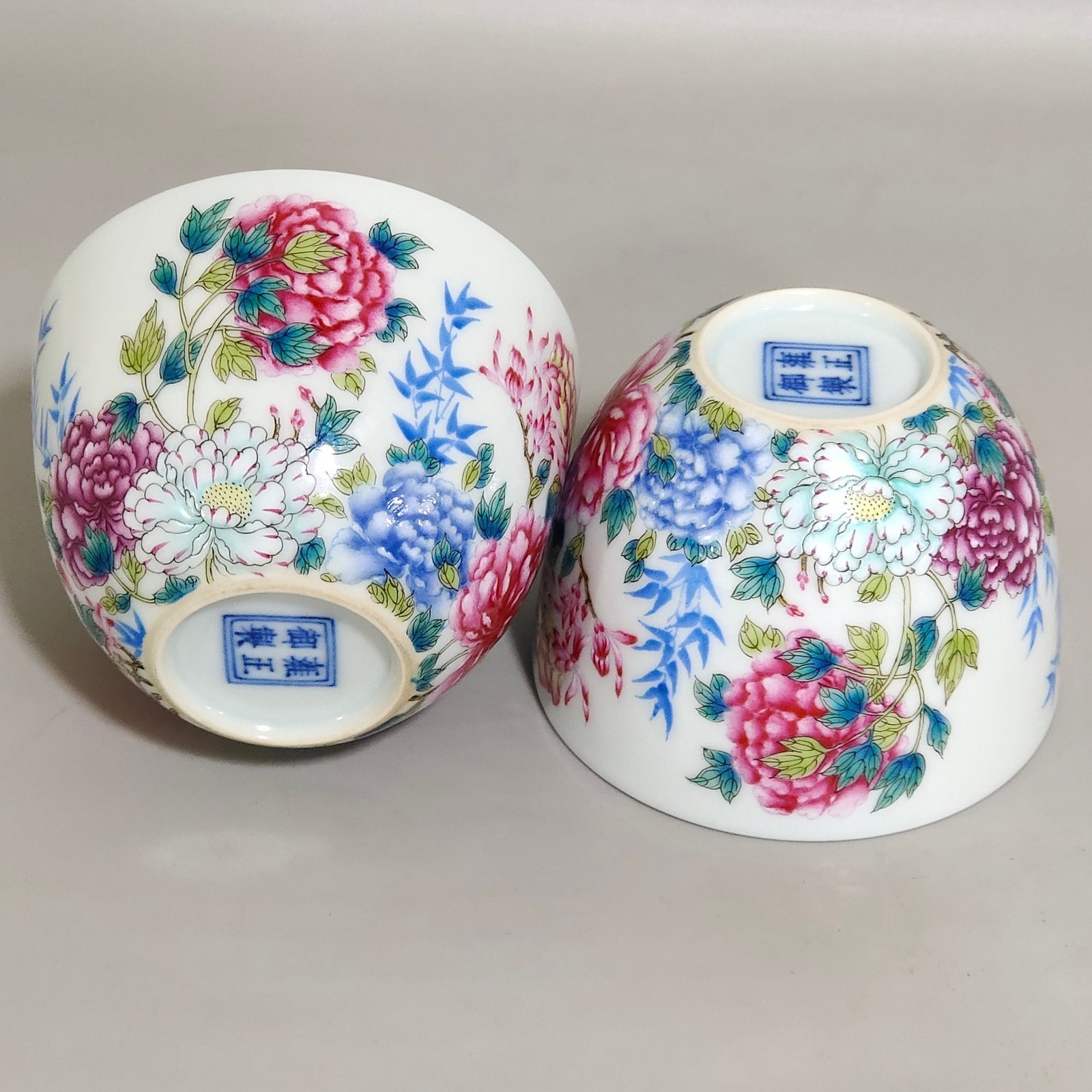 Qing Dynasty Yongzheng Flower cup