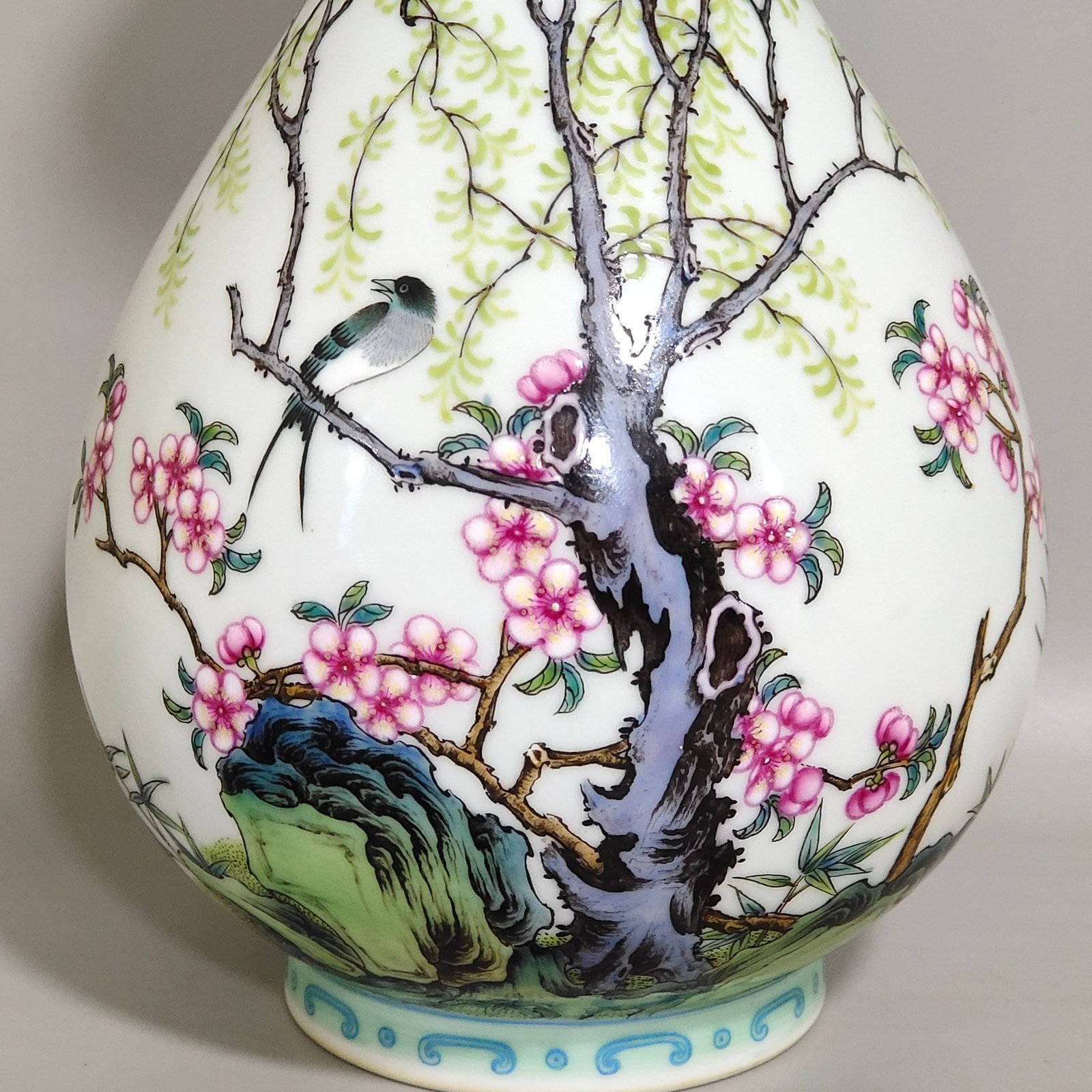 Qing Dynasty Yongzheng Famille Rose Porcelain jade pot spring vase