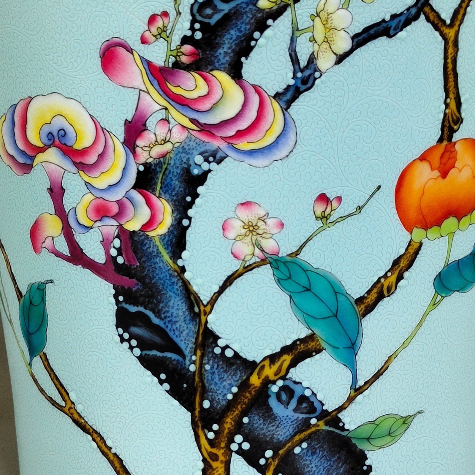 Qing Dynasty Yongzheng turquoise green flowered plum vase