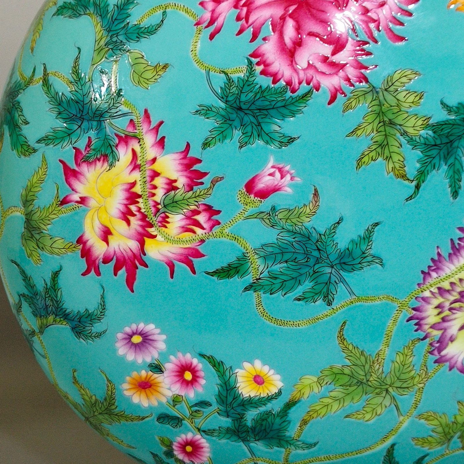 Qing Dynasty Yongzheng turquoise green poppy poem inscribed moon vase
