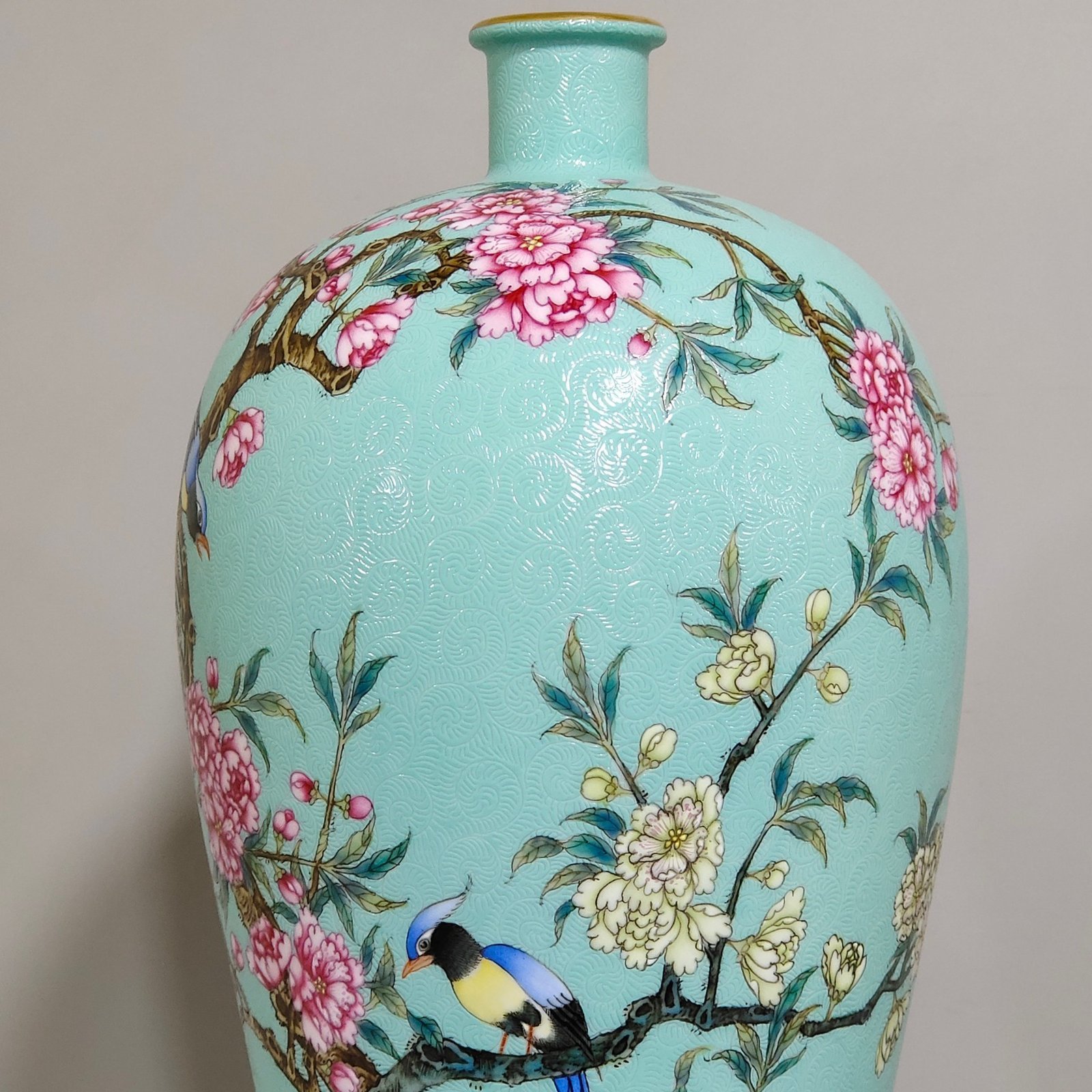 Qing Dynasty Yongzheng turquoise green glaze rolled plum vase with poems about flowers and birds