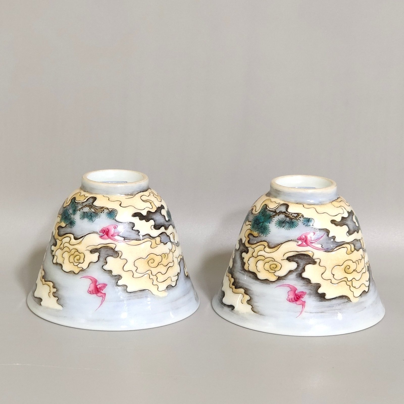 Qing Dynasty Yongzheng famille rose porcelain bowl