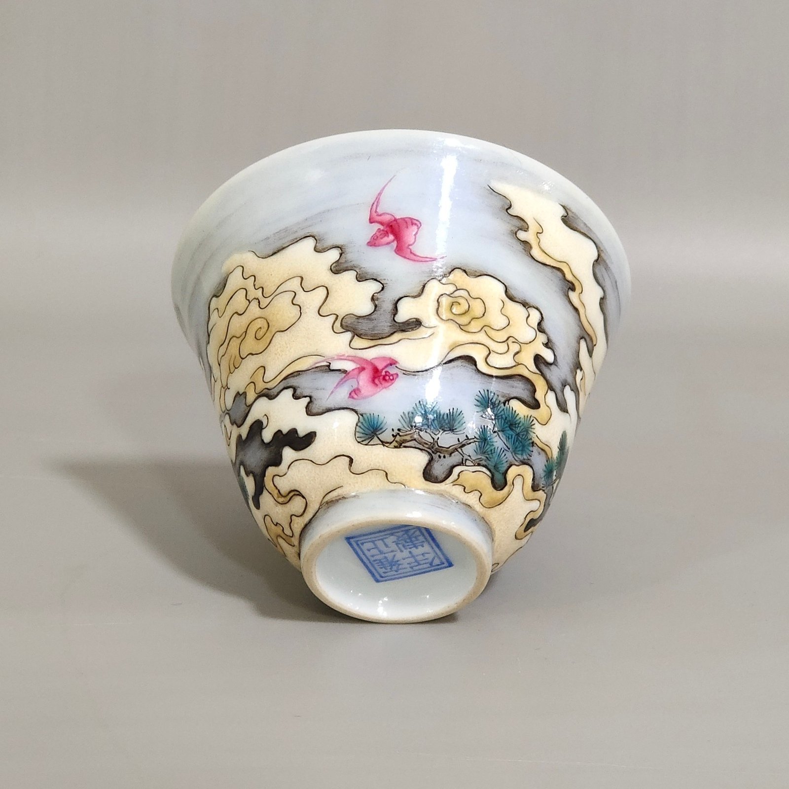Qing Dynasty Yongzheng famille rose porcelain bowl