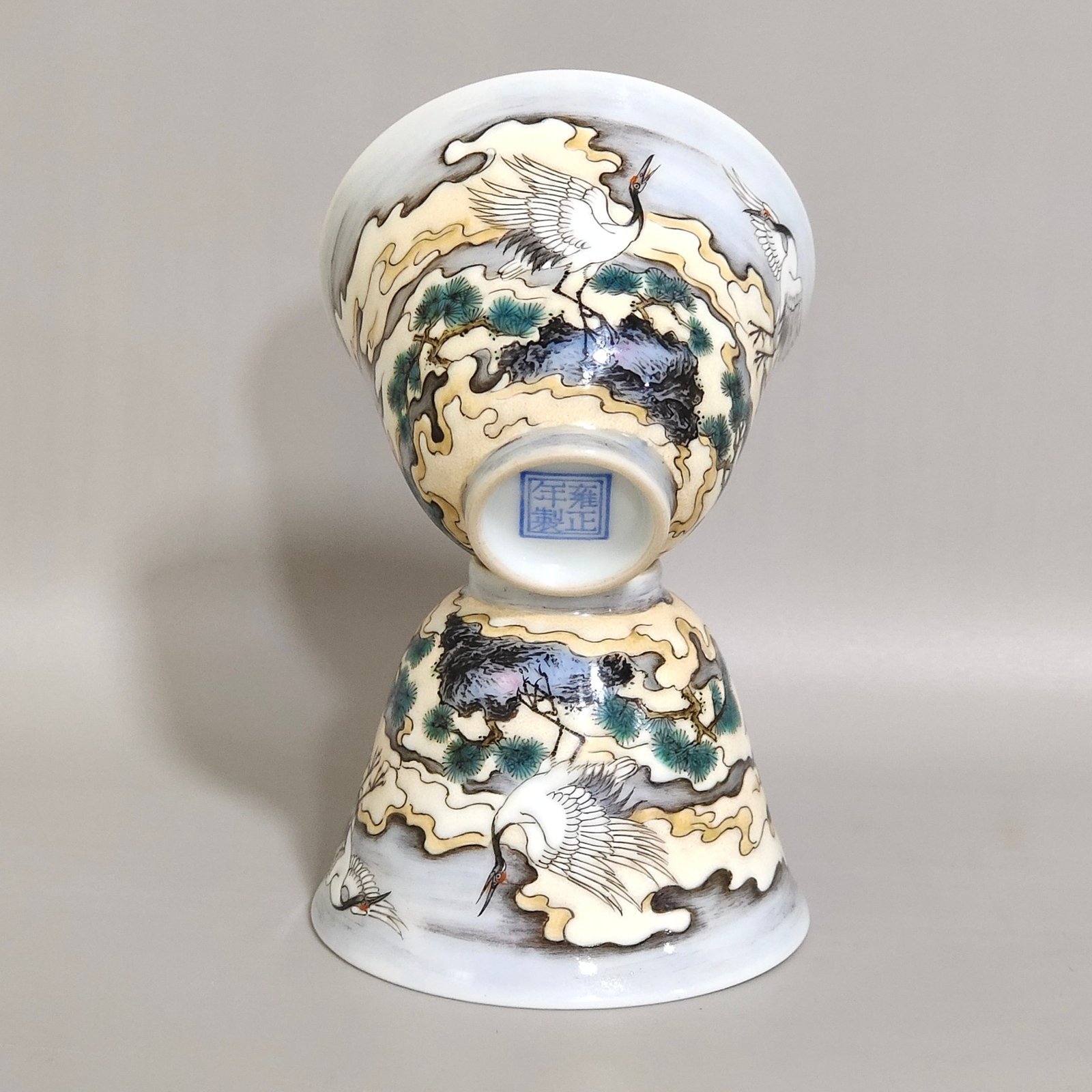 Qing Dynasty Yongzheng famille rose porcelain bowl