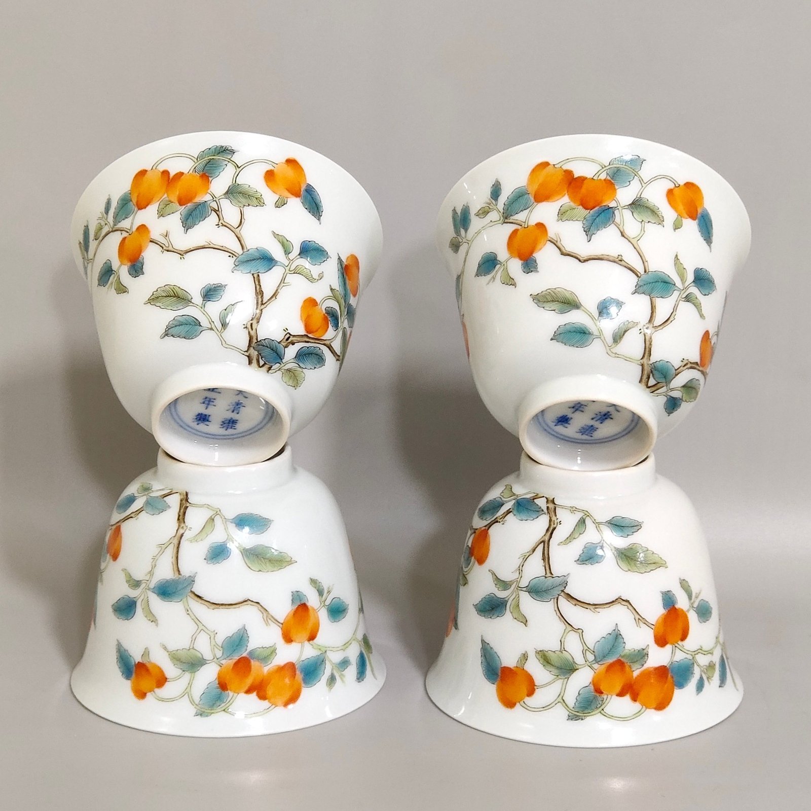 Qing Dynasty Yongzheng wolf berry flower cup