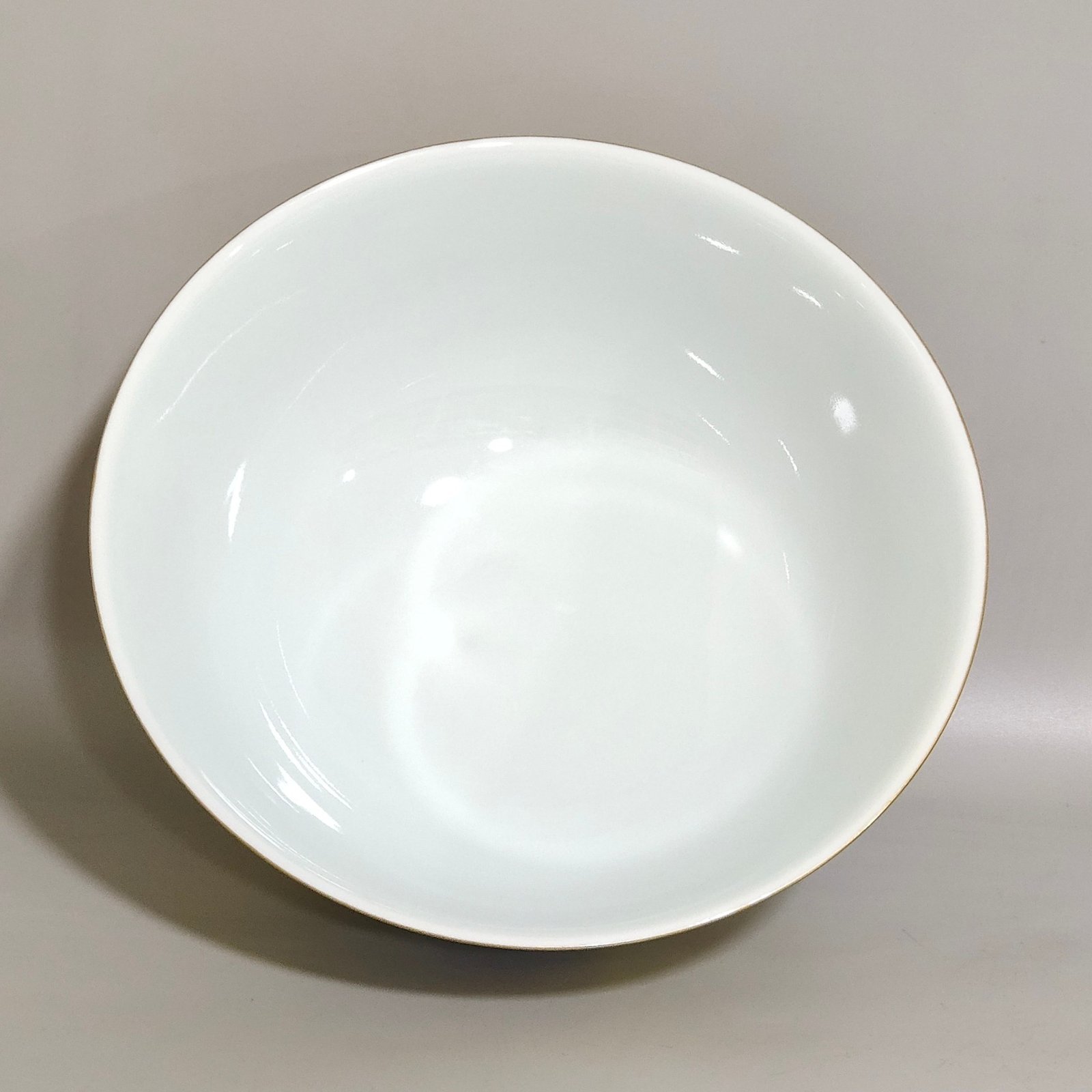 Qing Dynasty Yongzheng lemon yellow glaze flower window four seasons spring bowl