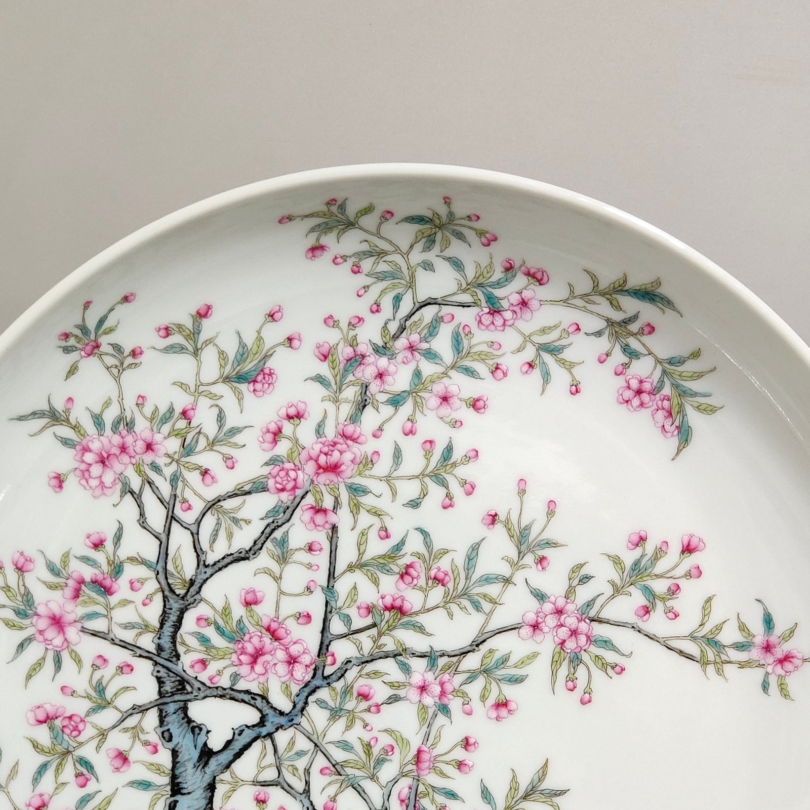 Qing Dynasty Yongzheng Peach Blossom Branch Poetry Plate
