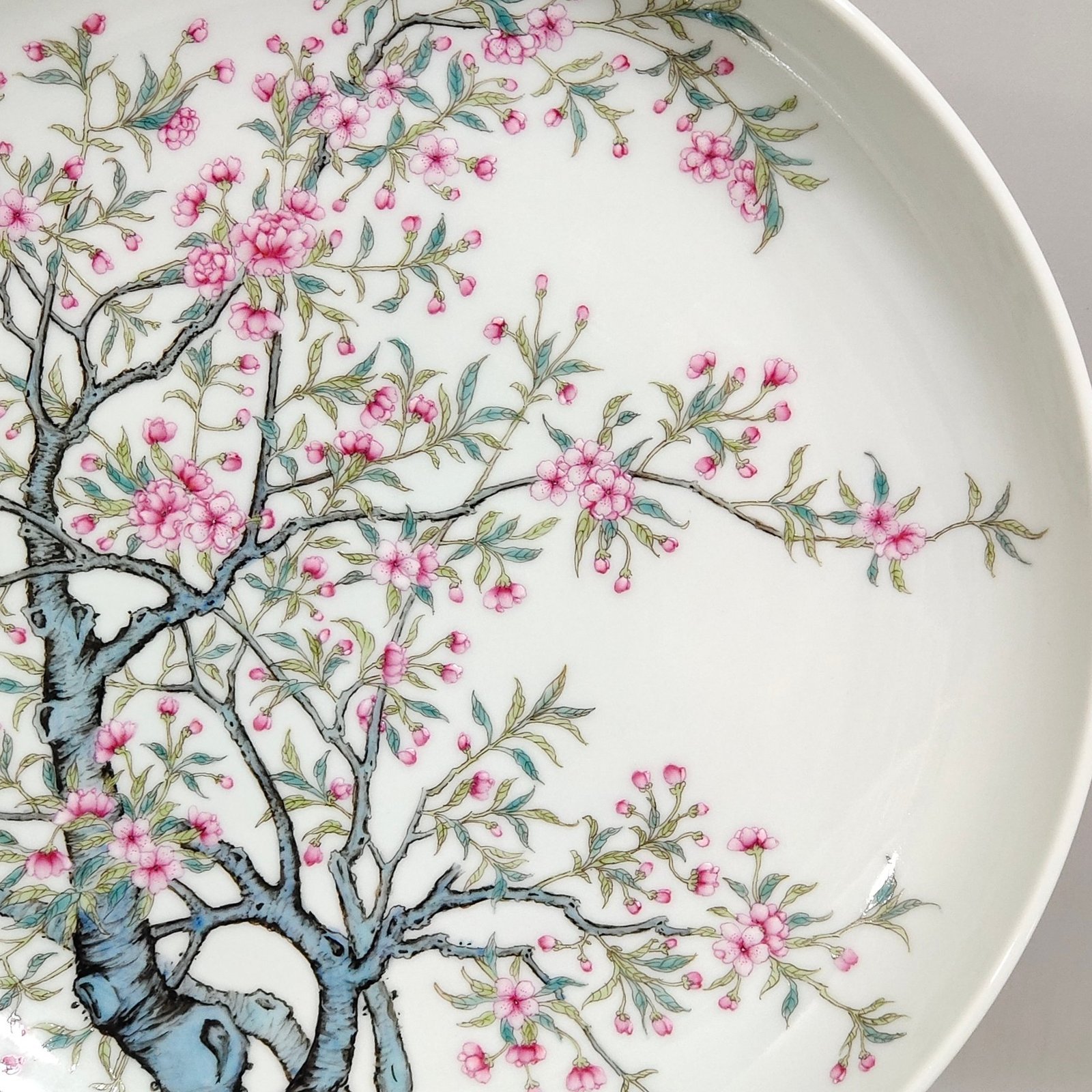Qing Dynasty Yongzheng Peach Blossom Branch Poetry Plate