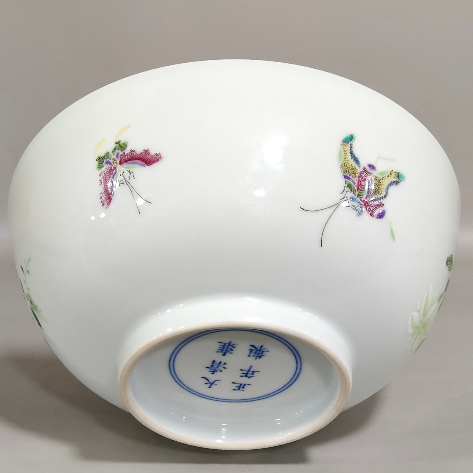 Qing Dynasty Yongzheng boneless colorful flower bowl