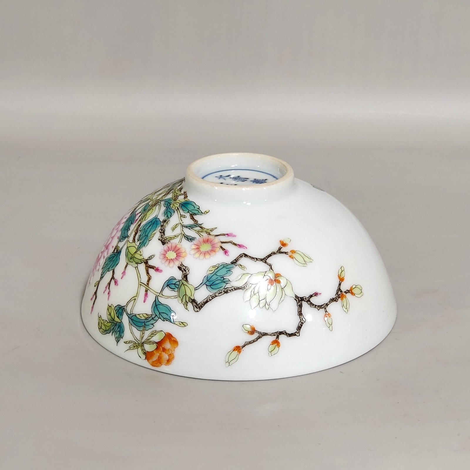 Qing Dynasty Yongzheng peony tea round