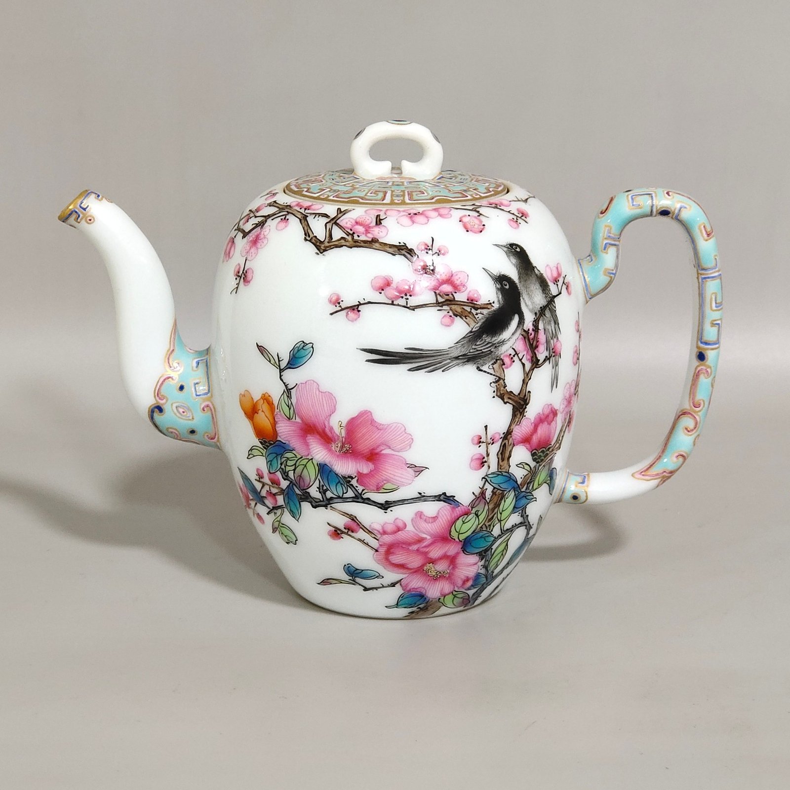 Qing Dynasty Yongzheng enamel green teapot with poems on flowers and birds