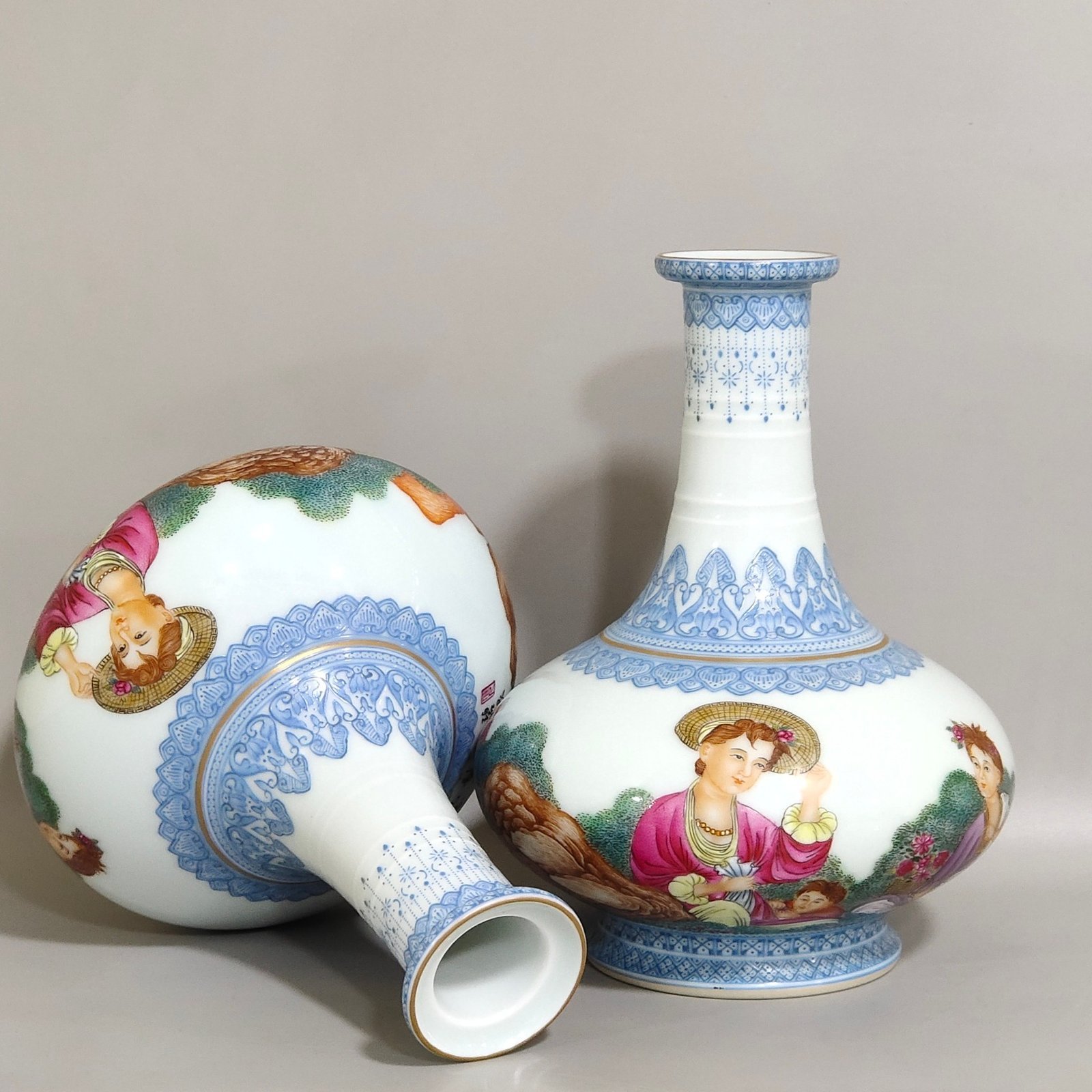 Qing Dynasty Yongzheng enamel Western figure flat-belly vase