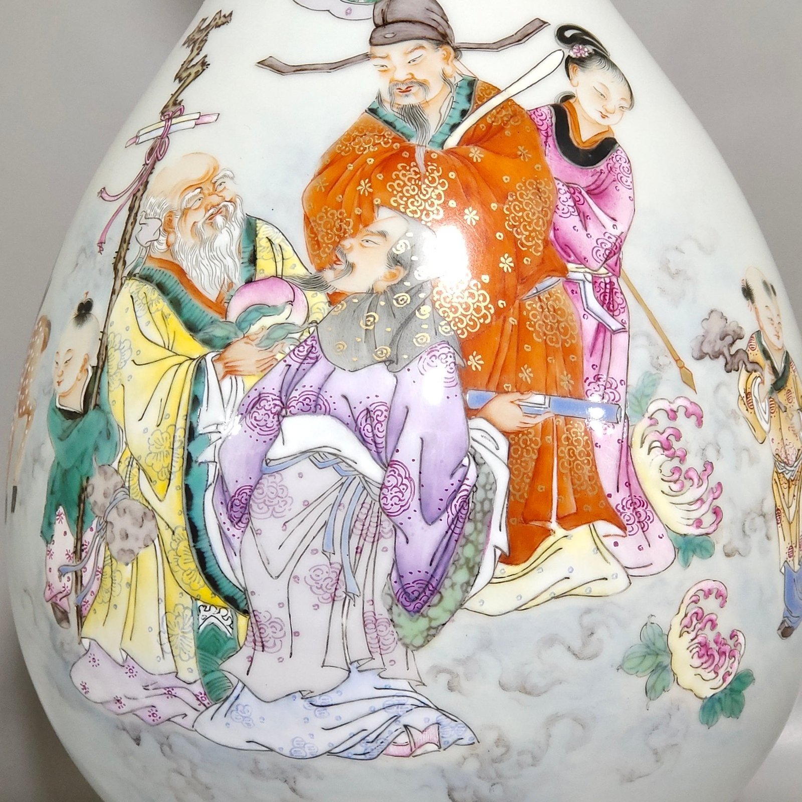 Qing Dynasty Yongzheng three-star blessing wealth and longevity jade pot