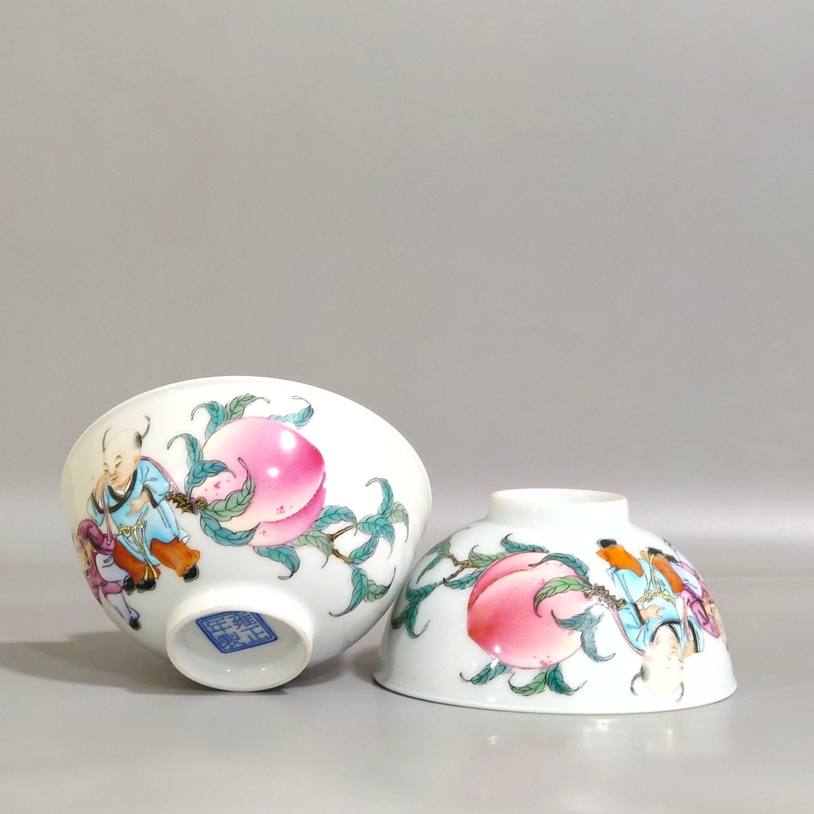 Qing Dynasty Yongzheng boy’s birthday cup