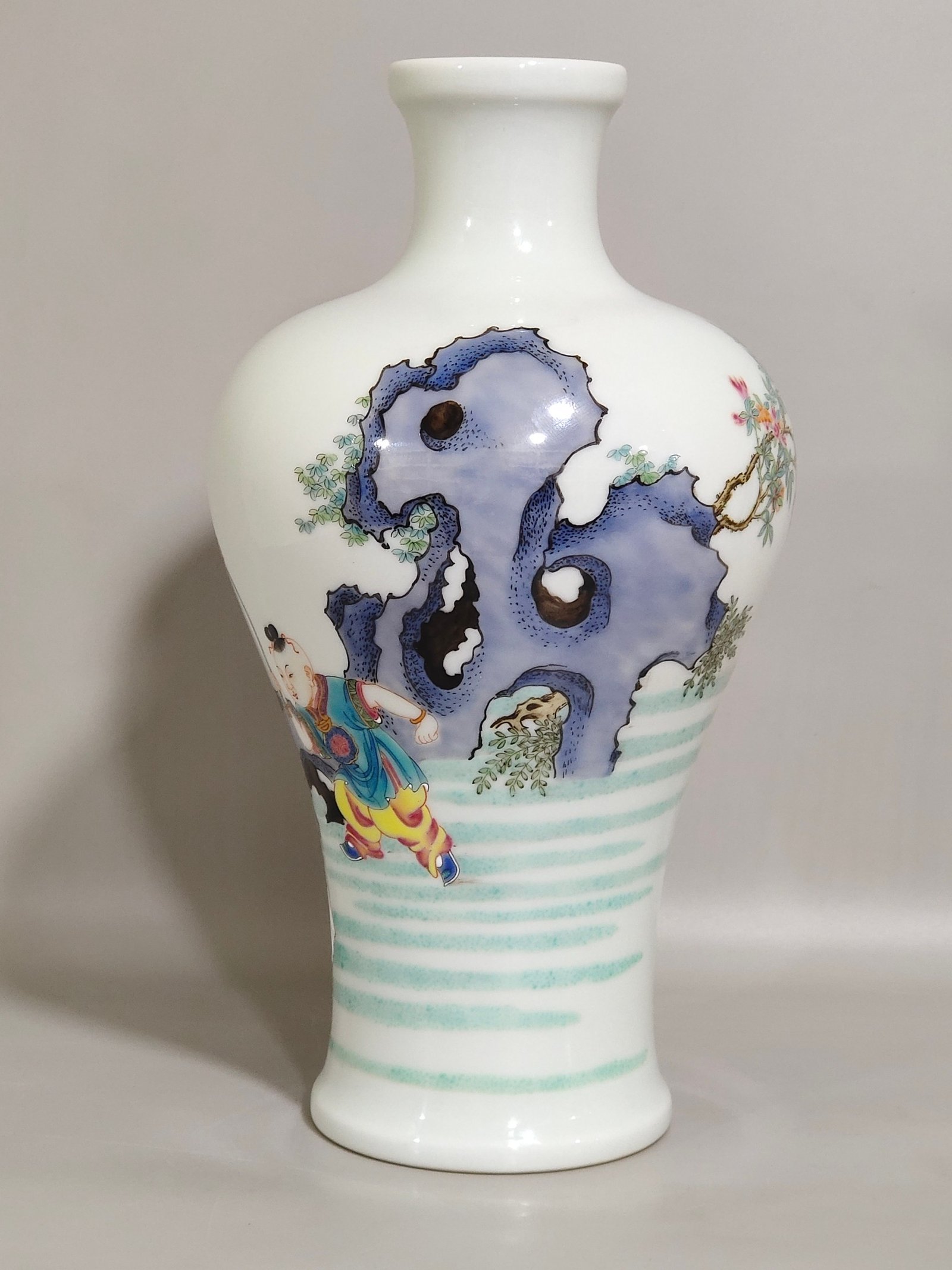 Qing Dynasty Yongzheng pastel plum vase depicting a lady playing with her baby