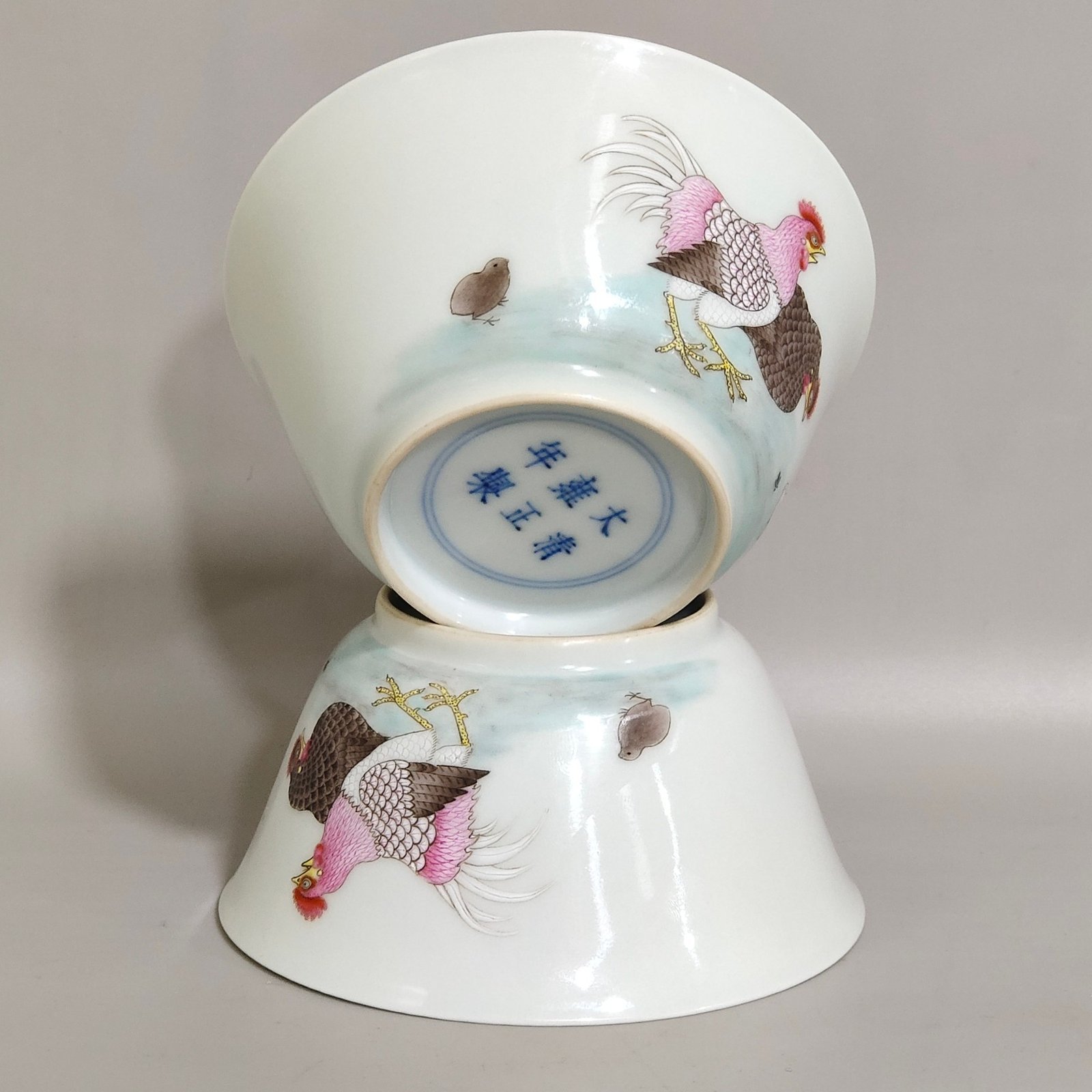 Qing Dynasty Yongzheng pastel chicken cup