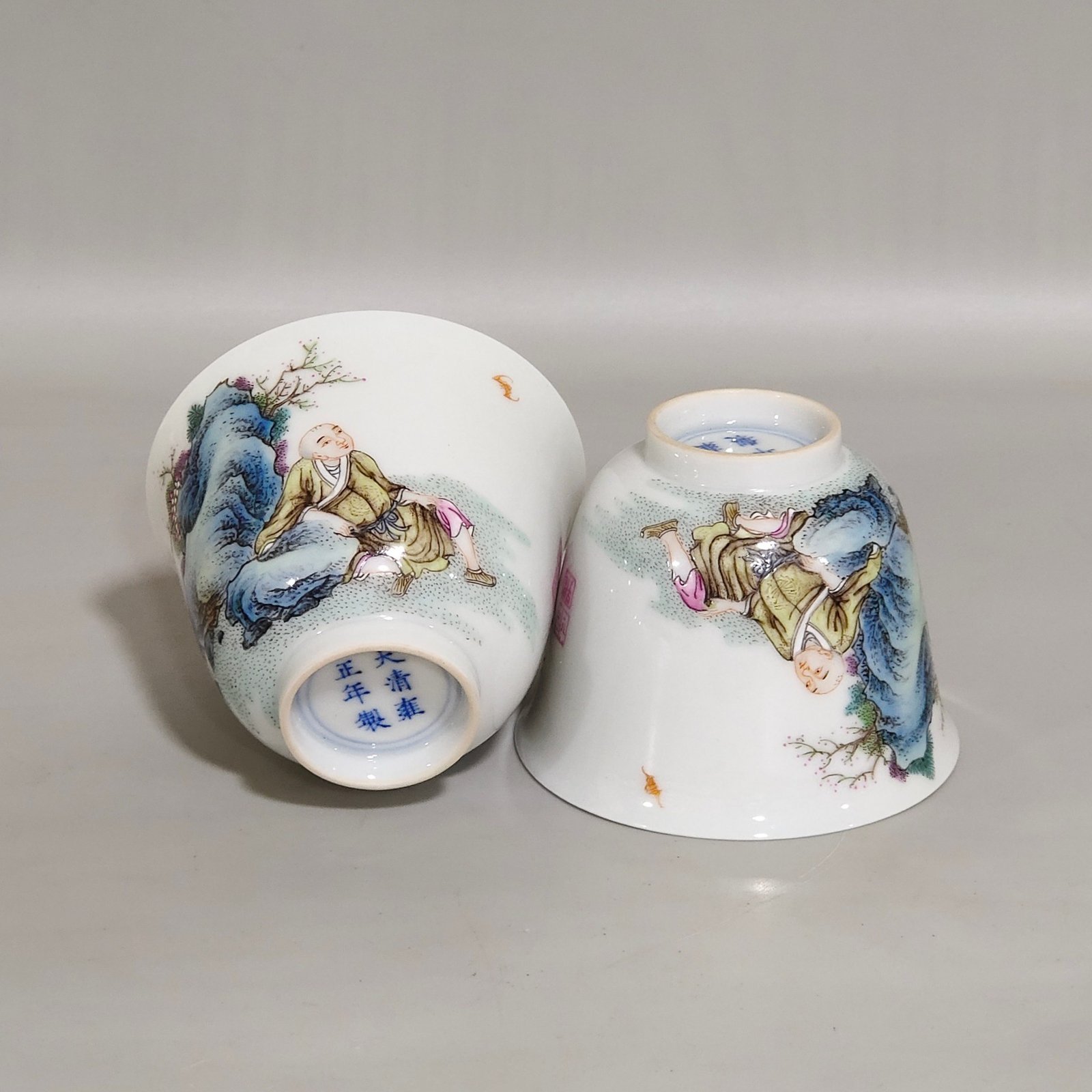 Qing Dynasty Yongzheng Arhat picture and poem cup