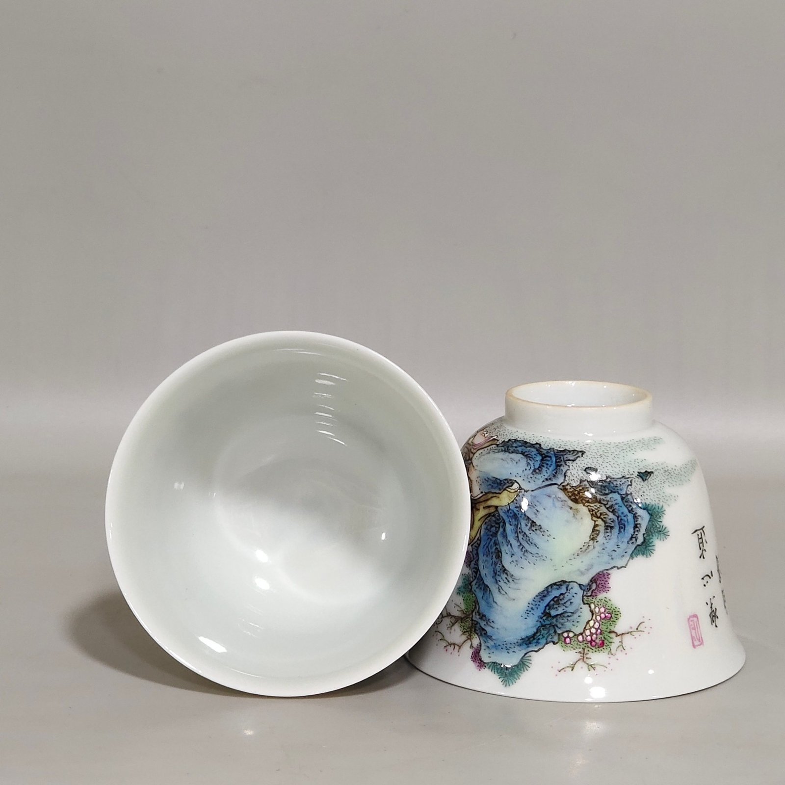 Qing Dynasty Yongzheng Arhat picture and poem cup