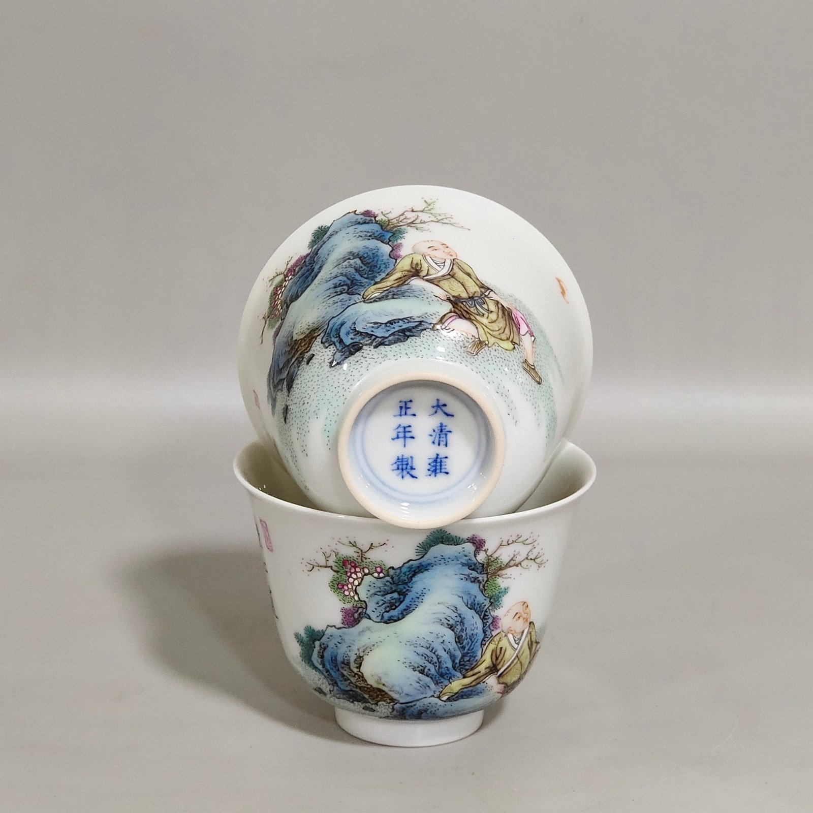 Qing Dynasty Yongzheng Arhat picture and poem cup