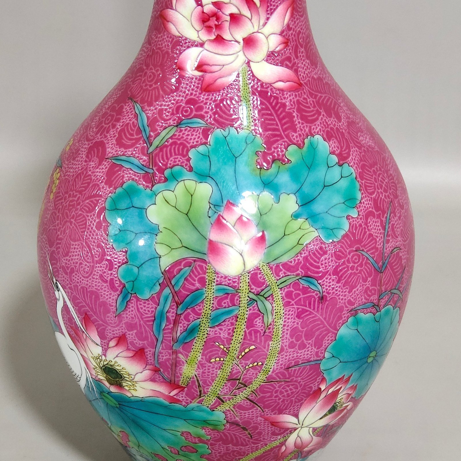 Qing Dynasty Yongzheng rouge red olive vase