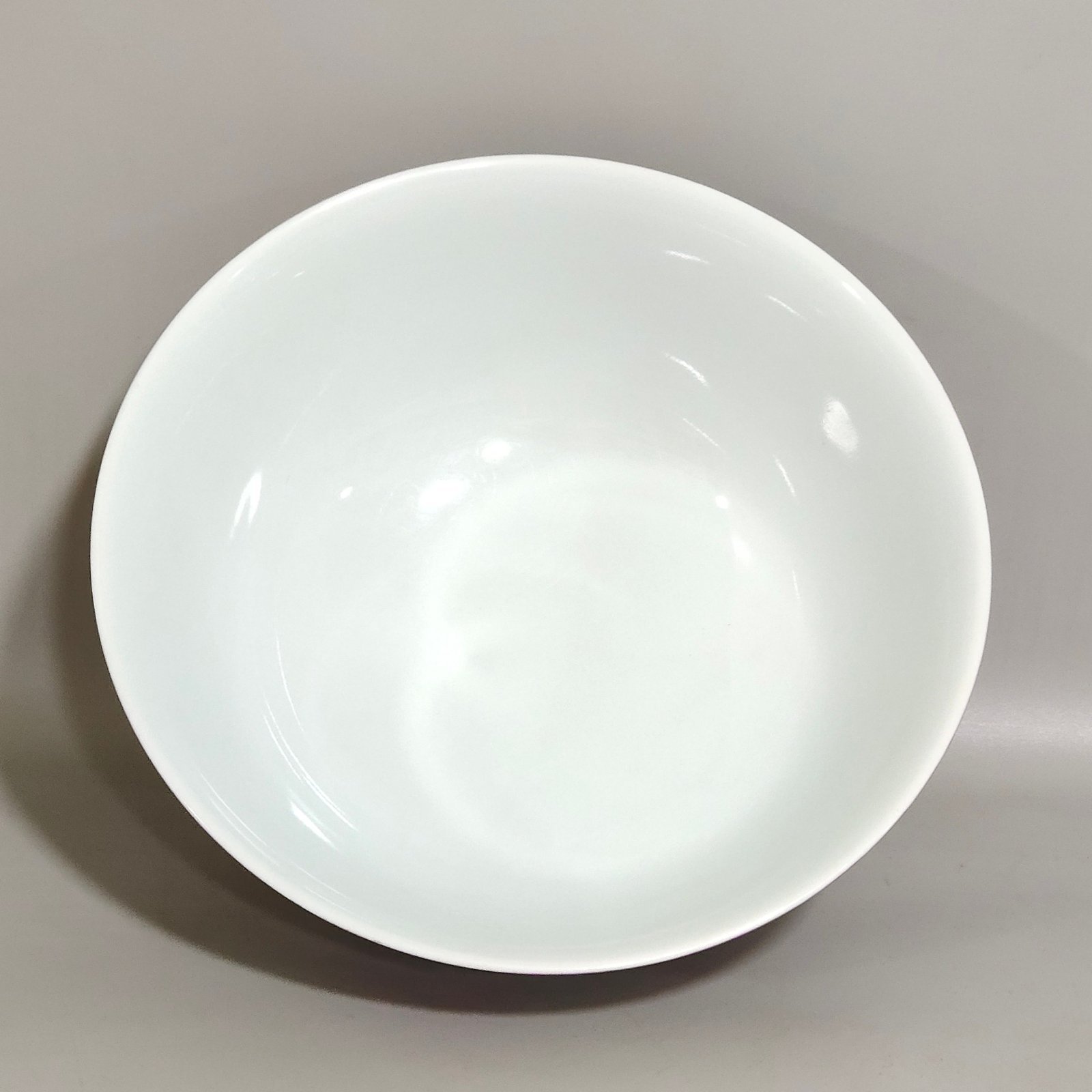 Qing Dynasty Yongzheng rouge red apricot forest Chunyan poem bowl