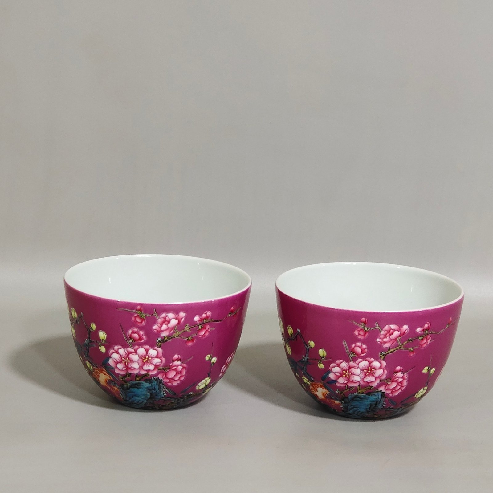 Qing Dynasty Yongzheng rouge plum and bamboo spring cup