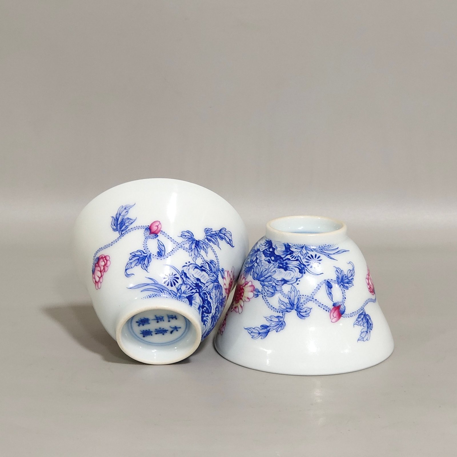 Qing Dynasty Yongzheng poppy cup
