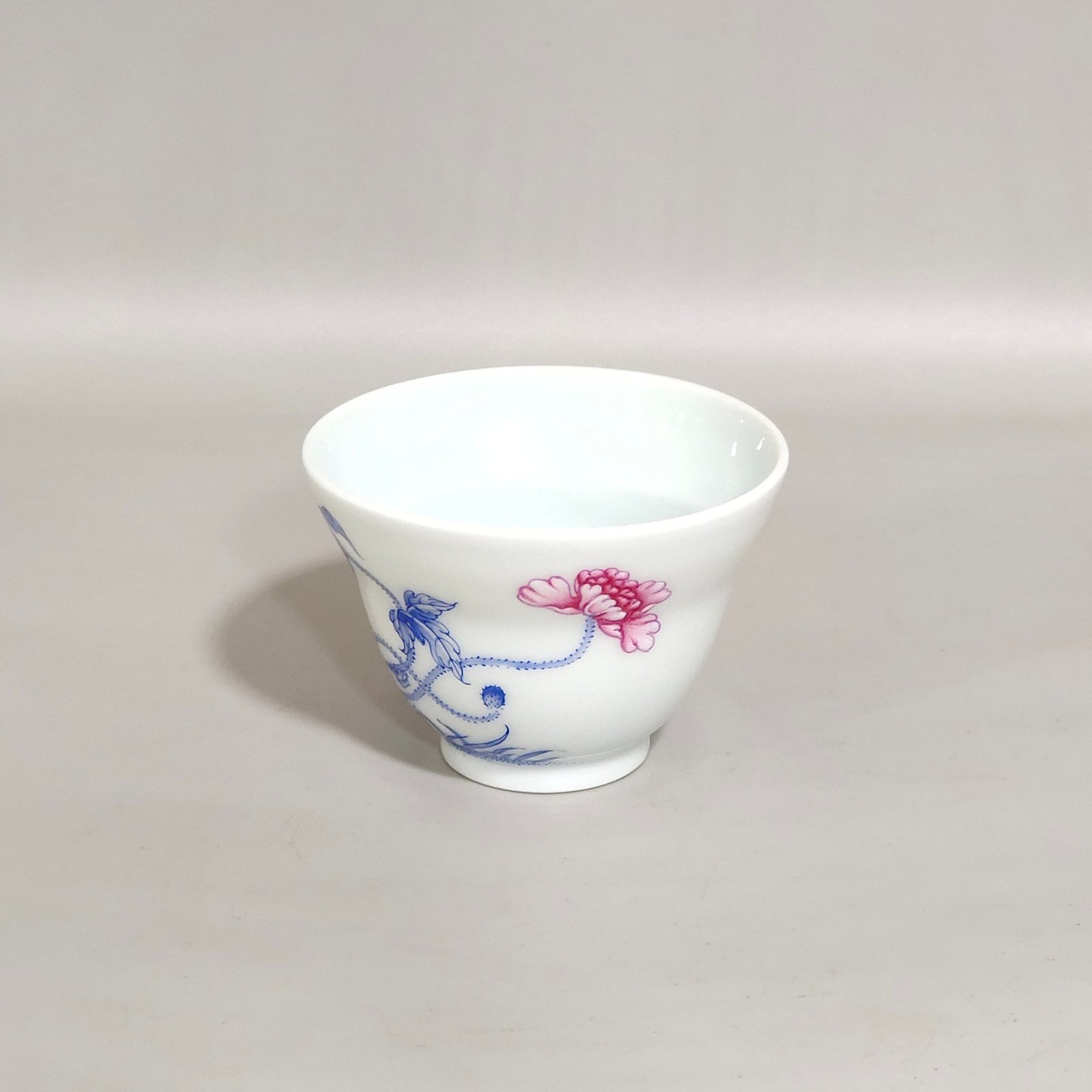 Qing Dynasty Yongzheng poppy cup