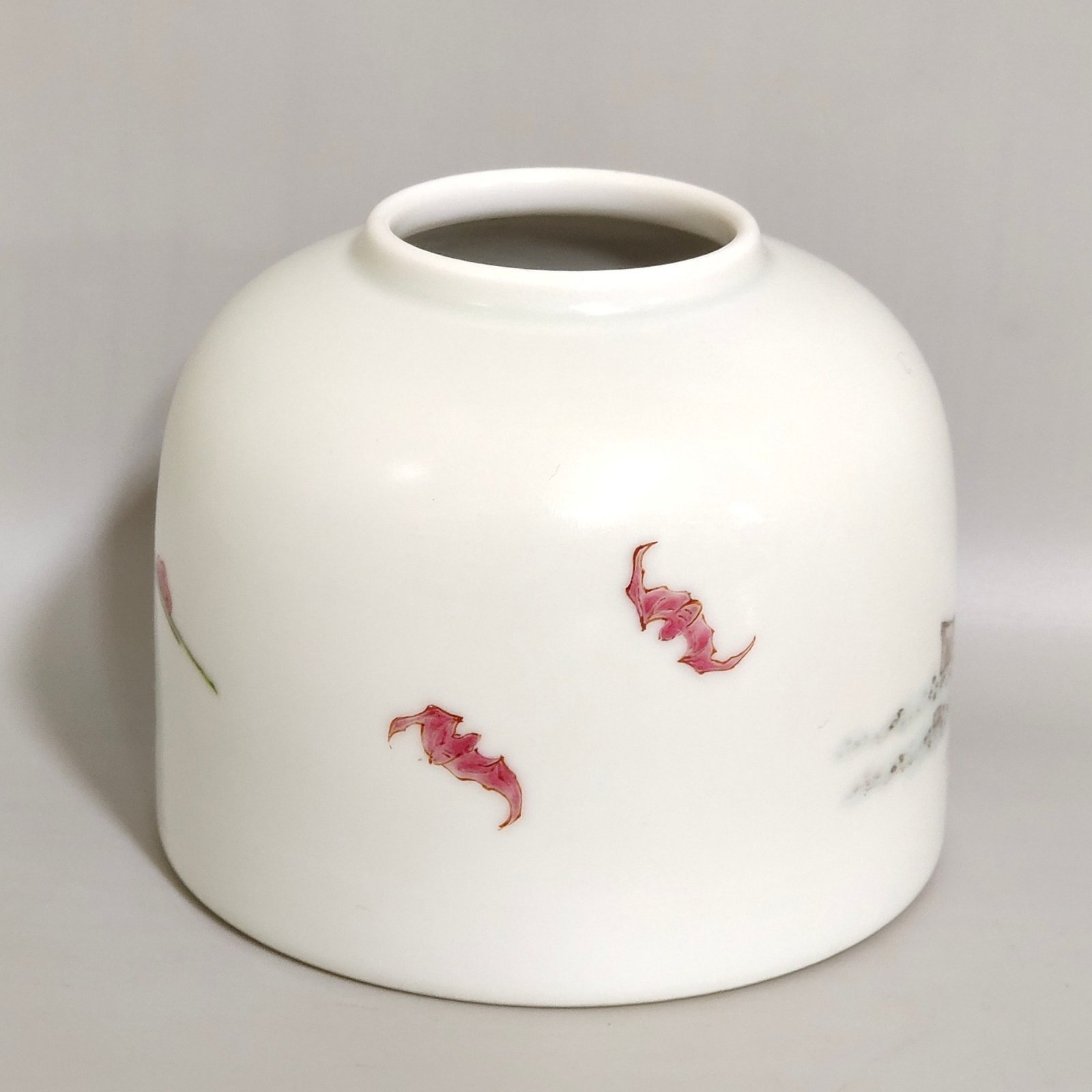 Qing Dynasty Yongzheng character story water bowl