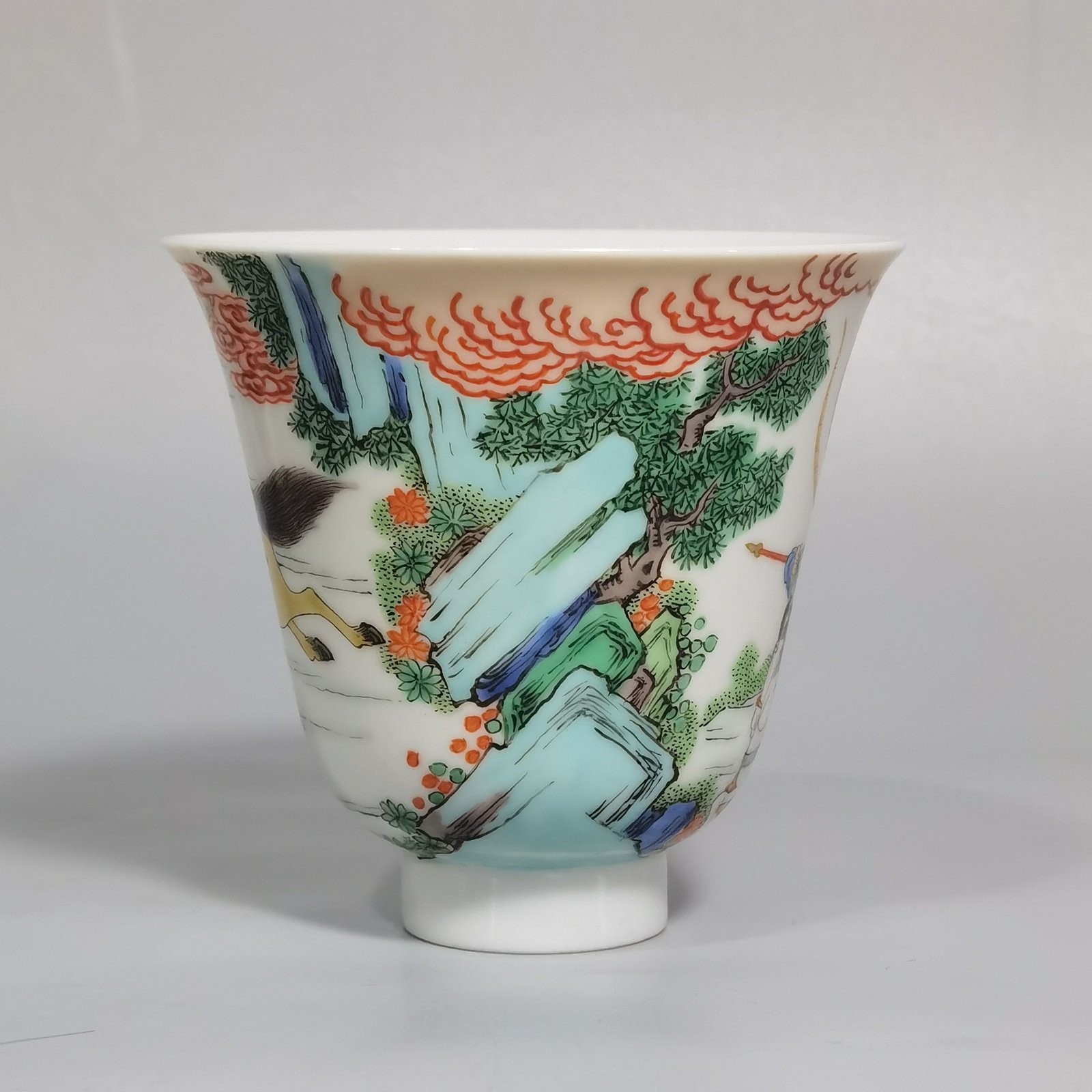 Qing Dynasty Kangxi colorful illustrations of characters and stories