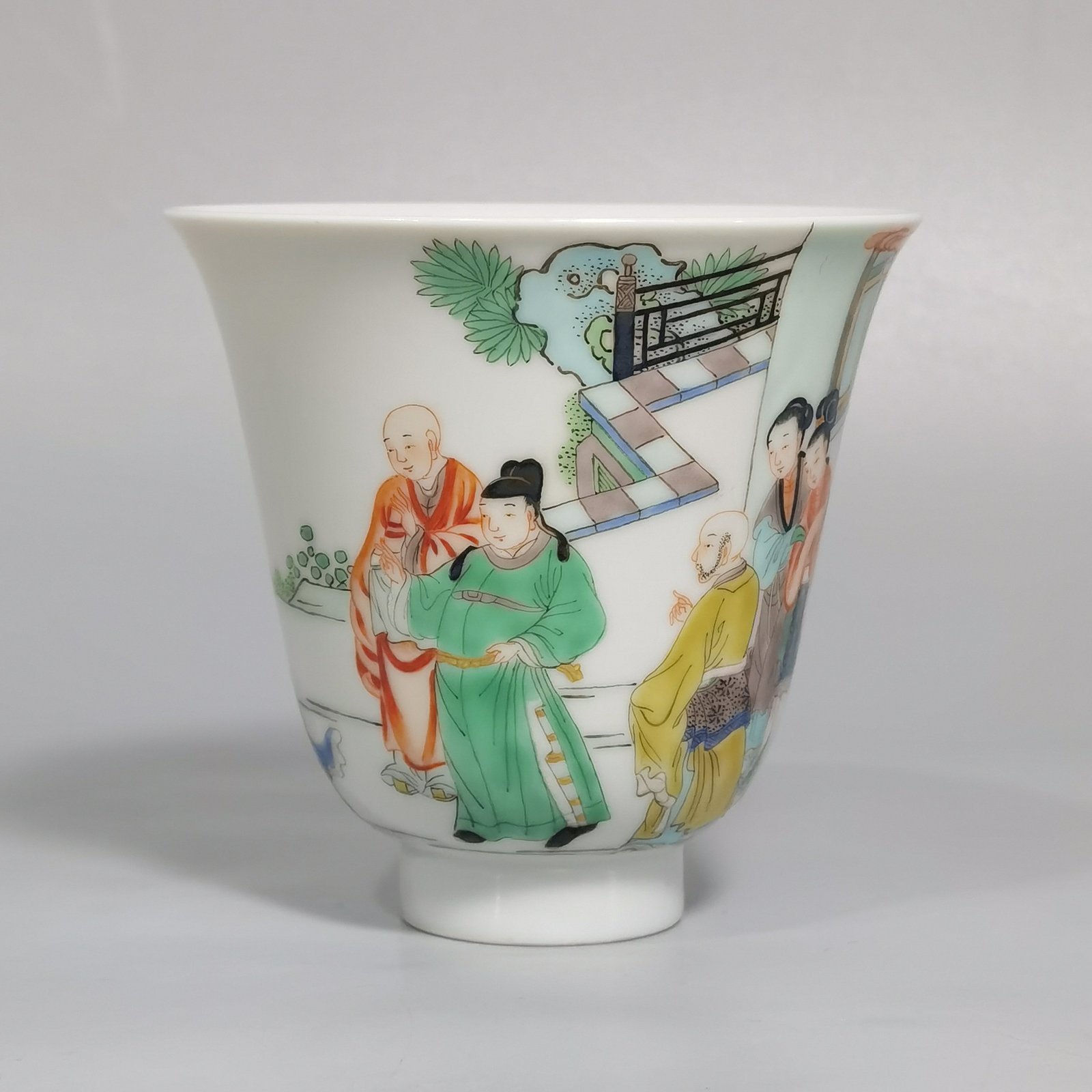 Qing Dynasty Kangxi colorful illustrations of characters and stories