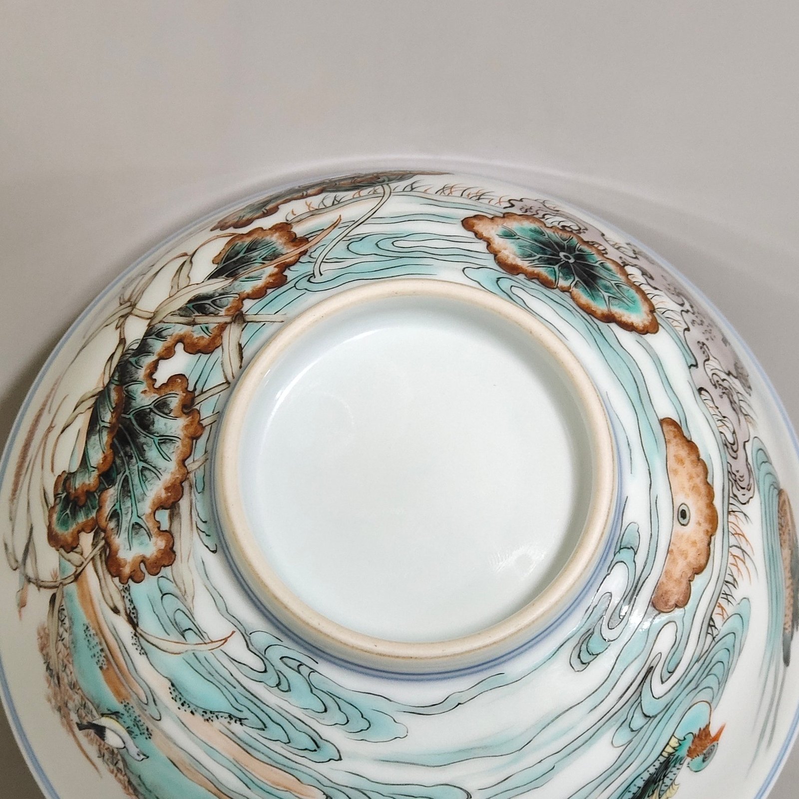 Qing Dynasty Yongzheng A colorful lotus pond and mandarin duck bowl