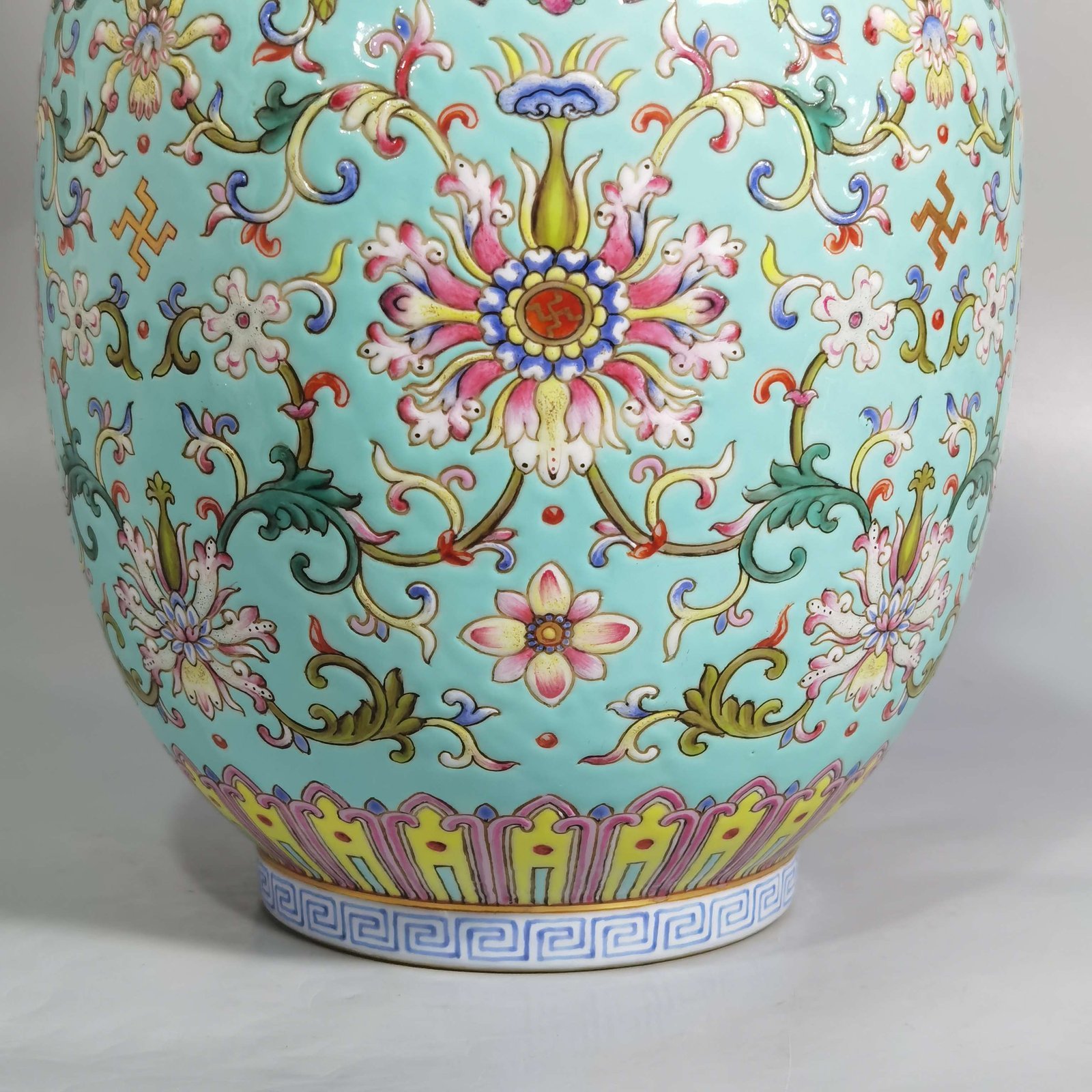 Qing Dynasty Daoguang green and pastel color longevity twining branches and precious flowers amphora