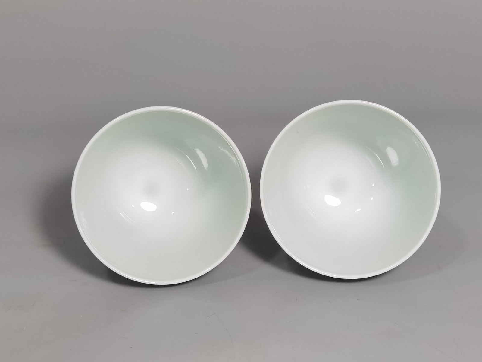 Qing Dynasty Yongzheng sustenance money Doucai Sanqiu cup