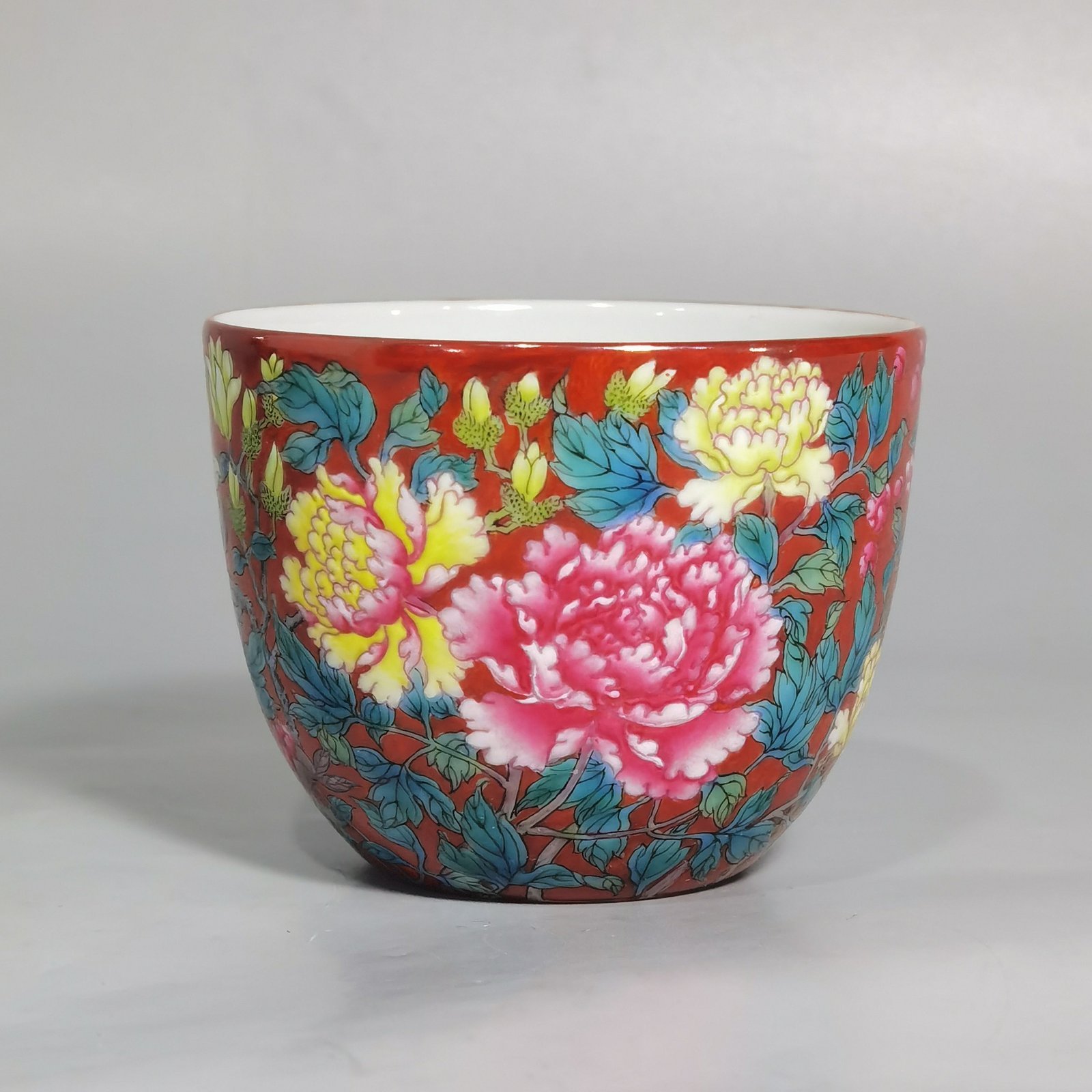 Qing Dynasty Yongzheng a pair of coral red pastel peony flower cups