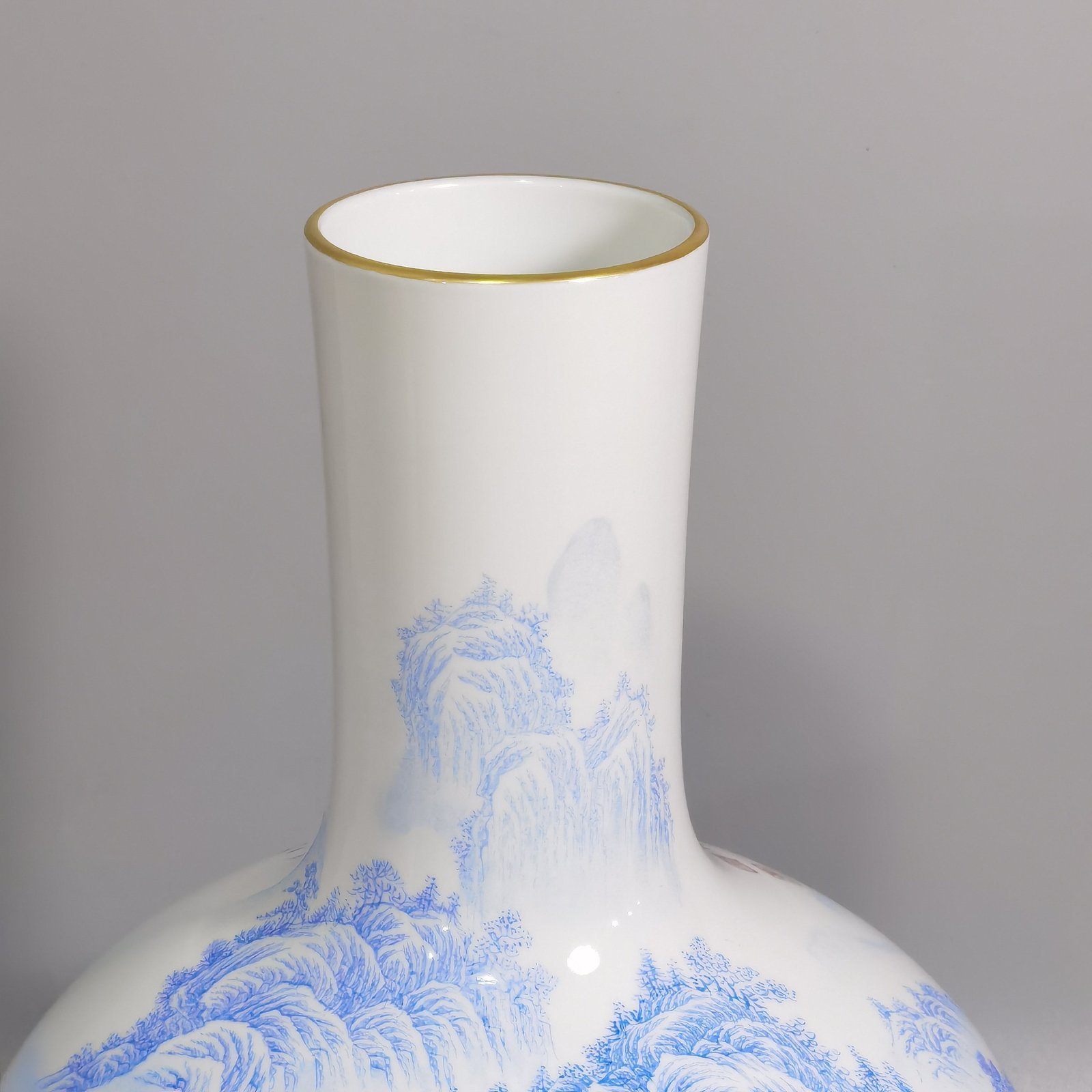Qing Dynasty Yongzheng enamel blue material landscape figure celestial vase